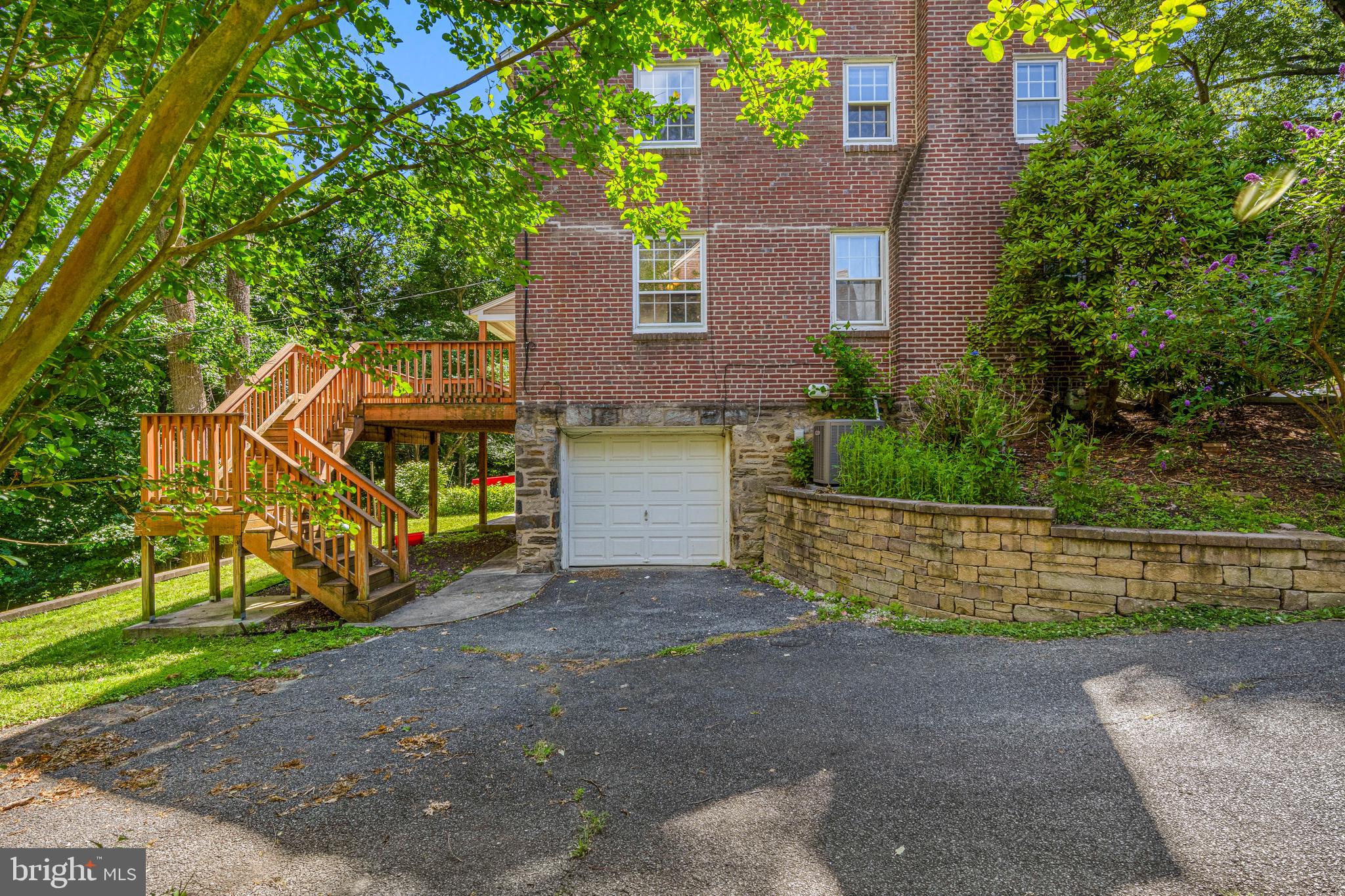 ARONIMINK - Residential