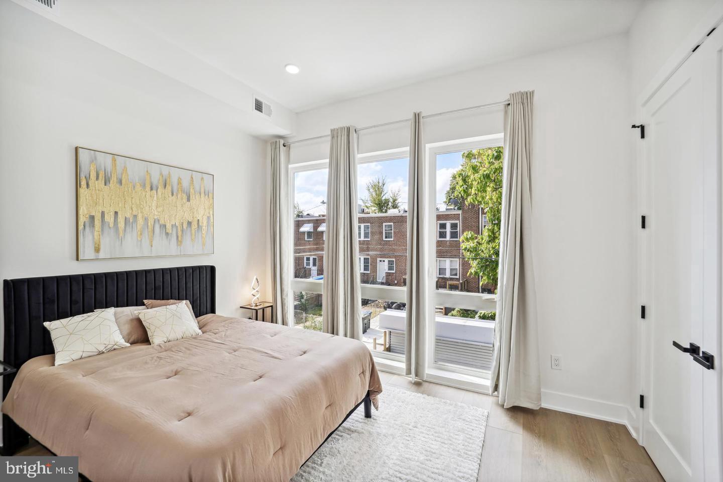 BROOKLAND - Residential