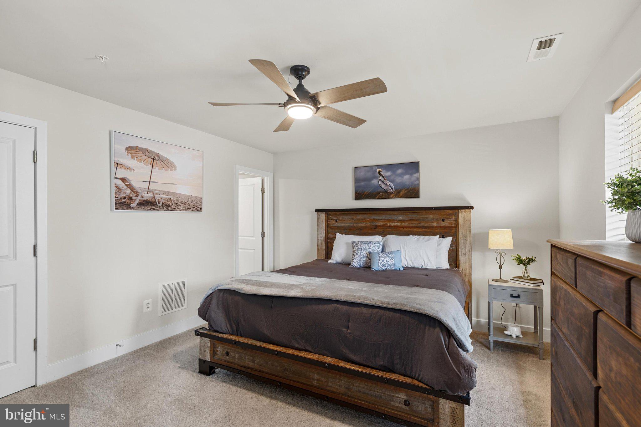 SEA OAKS VILLAGE - Residential