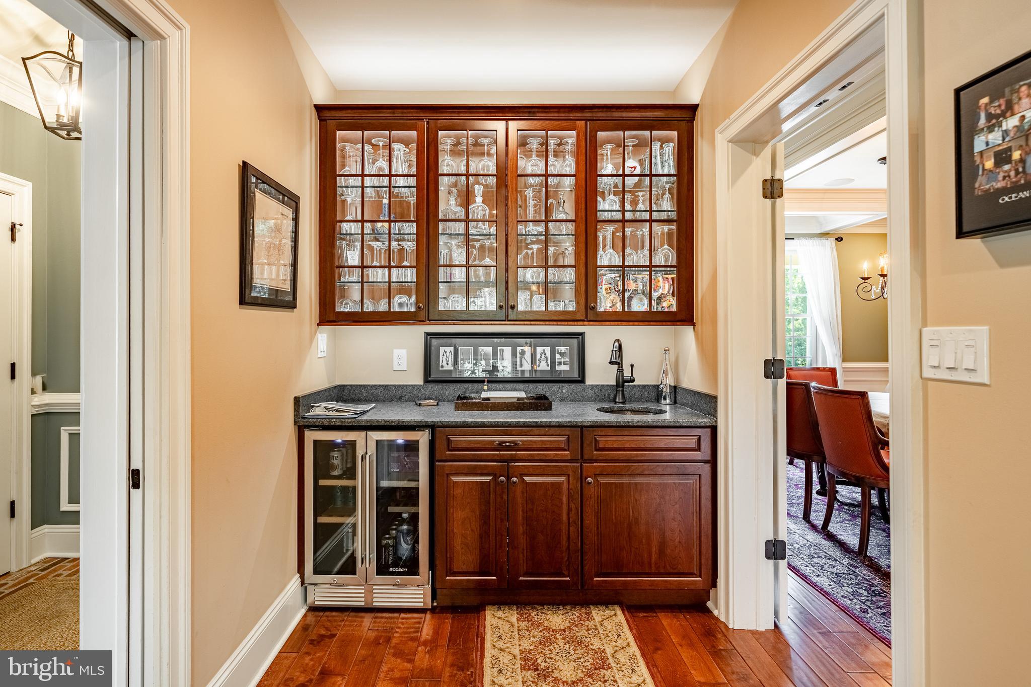 RADNOR HUNT - Residential