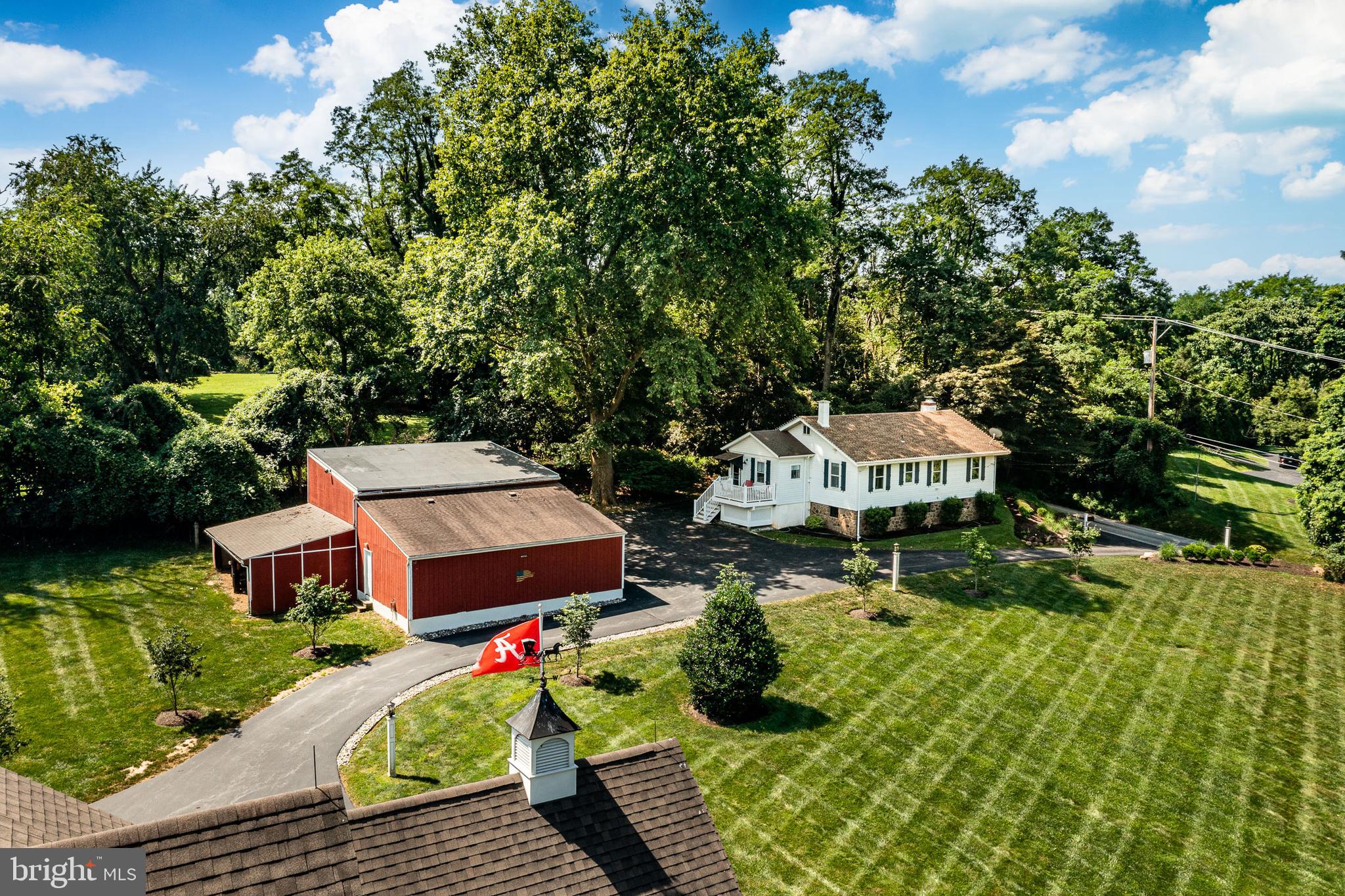 RADNOR HUNT - Residential