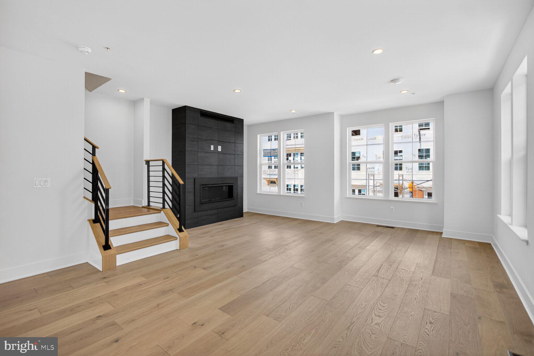 FARMSTEAD DISTRICT - Residential