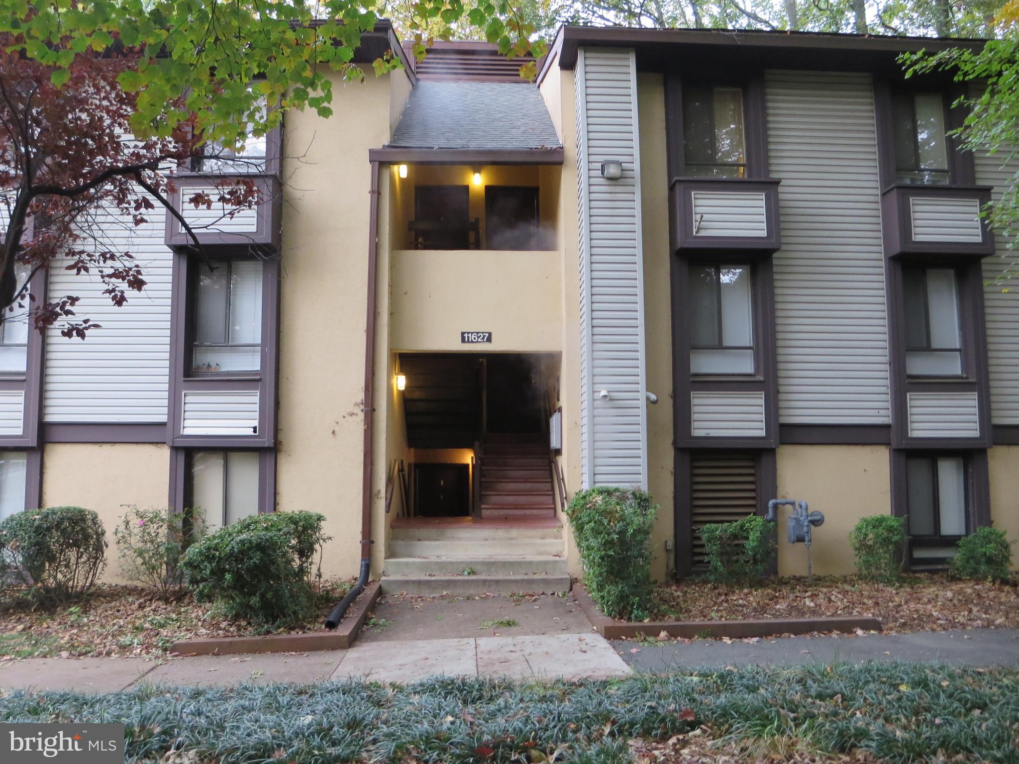 RESTON - Residential Lease