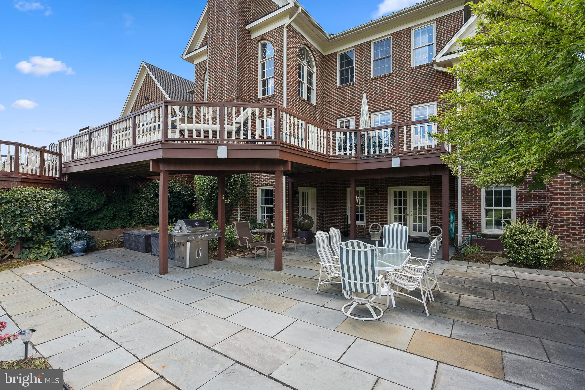 CHESWICK - Residential