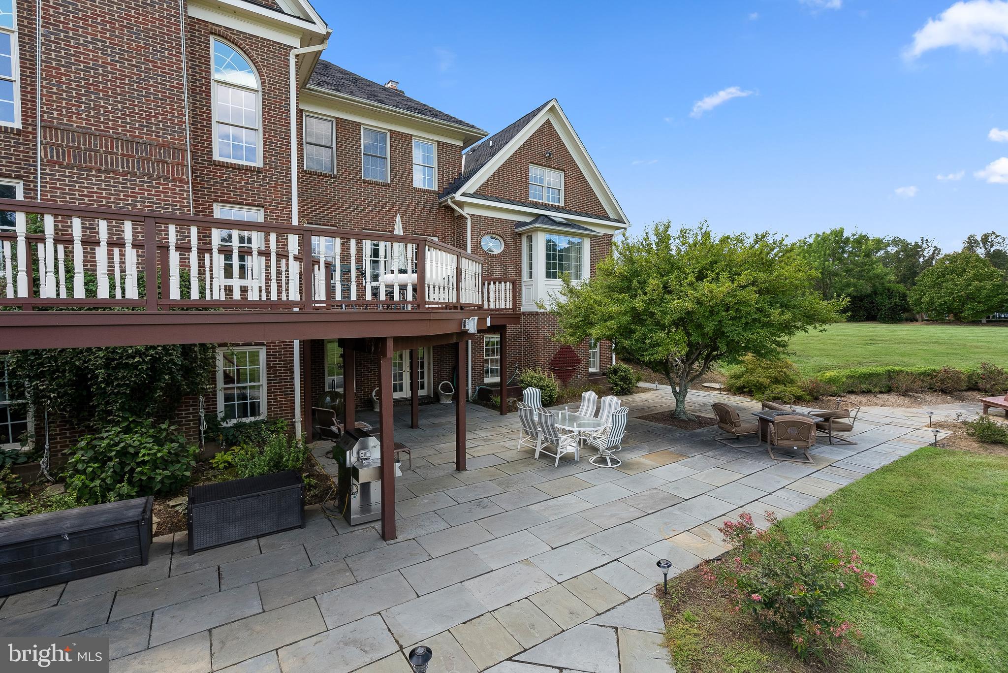 CHESWICK - Residential