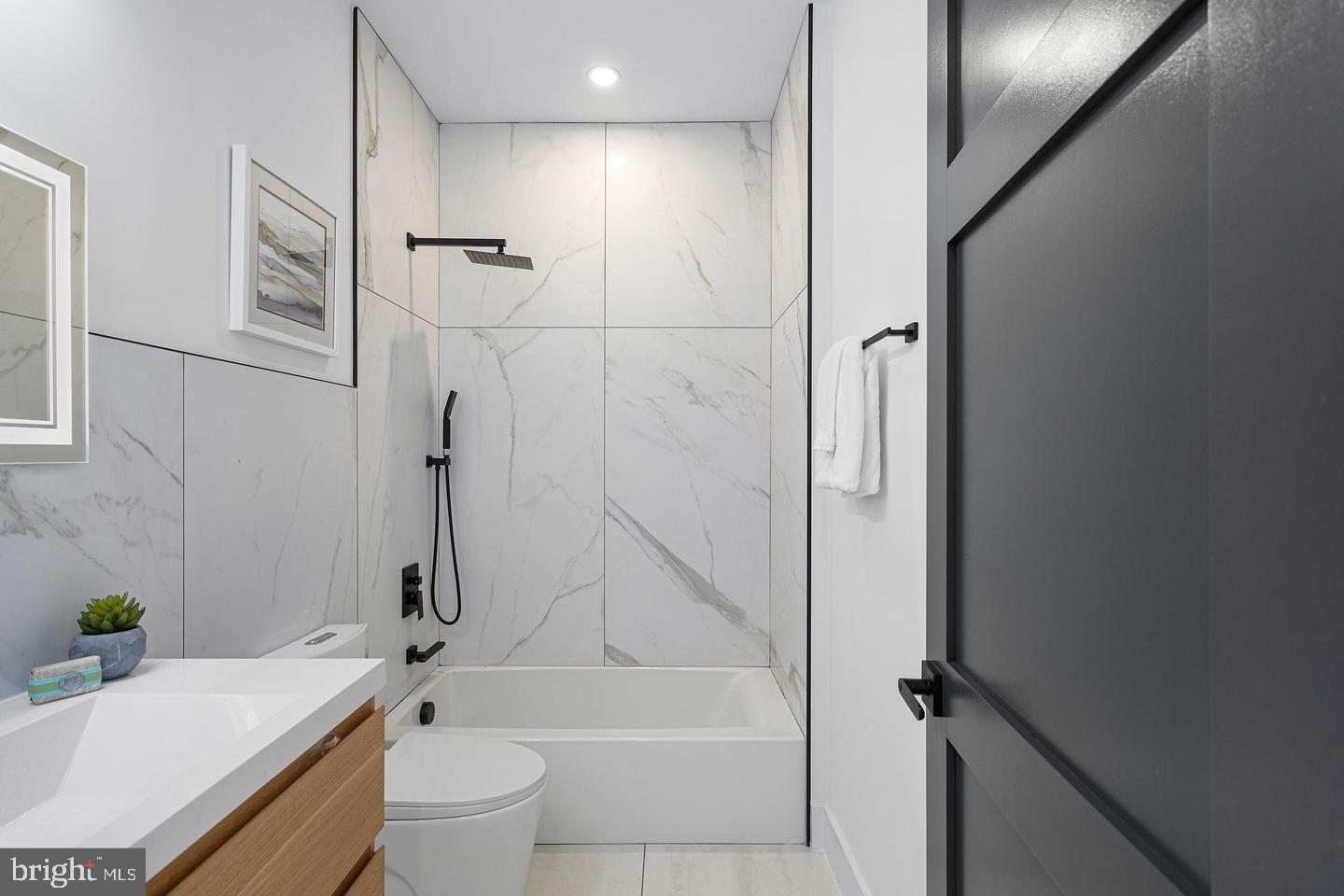 LEWINSVILLE - Residential