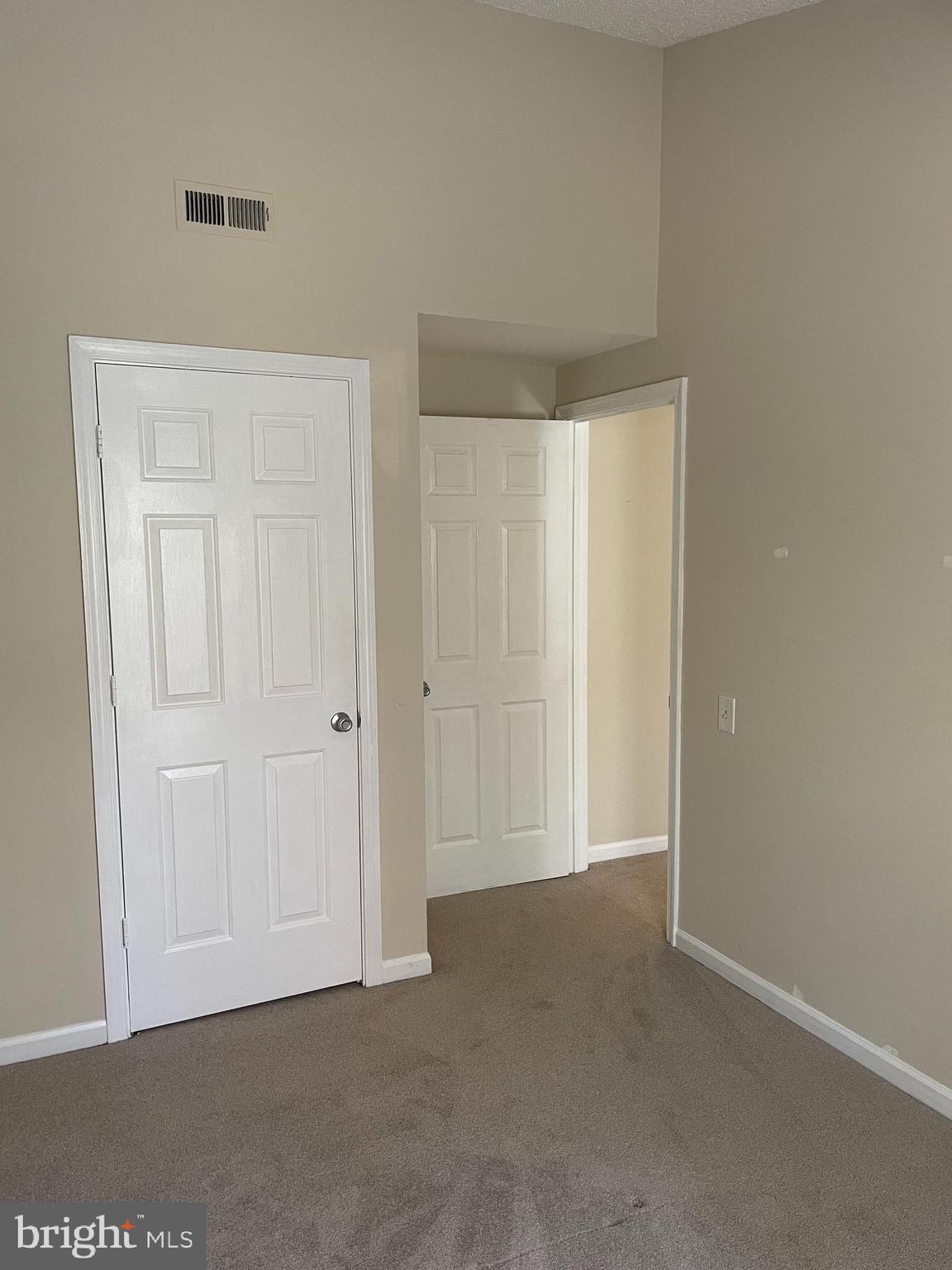 WOODSTONE - Residential Lease