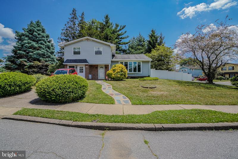 Beautiful move in condition corner split single in prime Pine Valley , right off Bloomfield rd . 2 car driveway with plenty of street parking . Lovely slate/concrete walkway to covered front door . Enter into a large mirrored foyer , ceramic tiled floor , large coat closet . Powder room with tiled flooring , pedestal sink . Family room with carpets ,wood burning stone fireplace ,  slider out to a multi level deck recently re stained . Garage was converted to living space for that potential 4th bedroom / home office / In law / rec room / . with carpets and separate entrance door . Couple of steps off hall down to a finished basement with new carpets /Sheetrock /lighting . (Can also potentially be a bedroom / office / den / rec room) . Basement  aundry room with new wash tub and hvac . 200 amp breaker box for all your needs . Step up to main level ,large formal living room with carpets , mirrored accent wall , newer bay window (2017) . Formal dining with hardwood flooring , recessed lighting , and large open window . Eat in kitchen with vinyl flooring , newer stainless steel  gas range , s/s refrigerator ,dishwasher, microwave shelf . Child proof garbage disposal, instant hot water tap . Top floor has hall bath with ceramic tiled floor, walls, and bathtub . Hall linen closet . Bedroom 1 with carpets and closet . Bedroom 2 with carpets , ceiling fan and closet . Master bedroom with ceiling fan , wall in closet , carpets , modern master bath with ceramic tiled flooring tiled walls to ceiling and pocket door . Tilt in windows 2nd Fl ,  roof (2007) . Hvac and c/ a in 2016 . Great yard ,property goes to tree line , several feet beyond fence . Multi level 400 Sq ft deck , patio area . Covered porch area . Gutters (2018) . Storage shed . Schedule your viewing today !