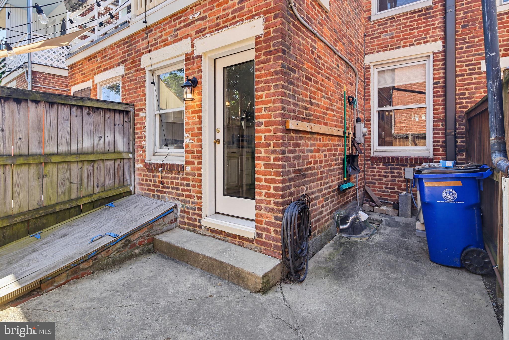 DOWNTOWN - Residential
