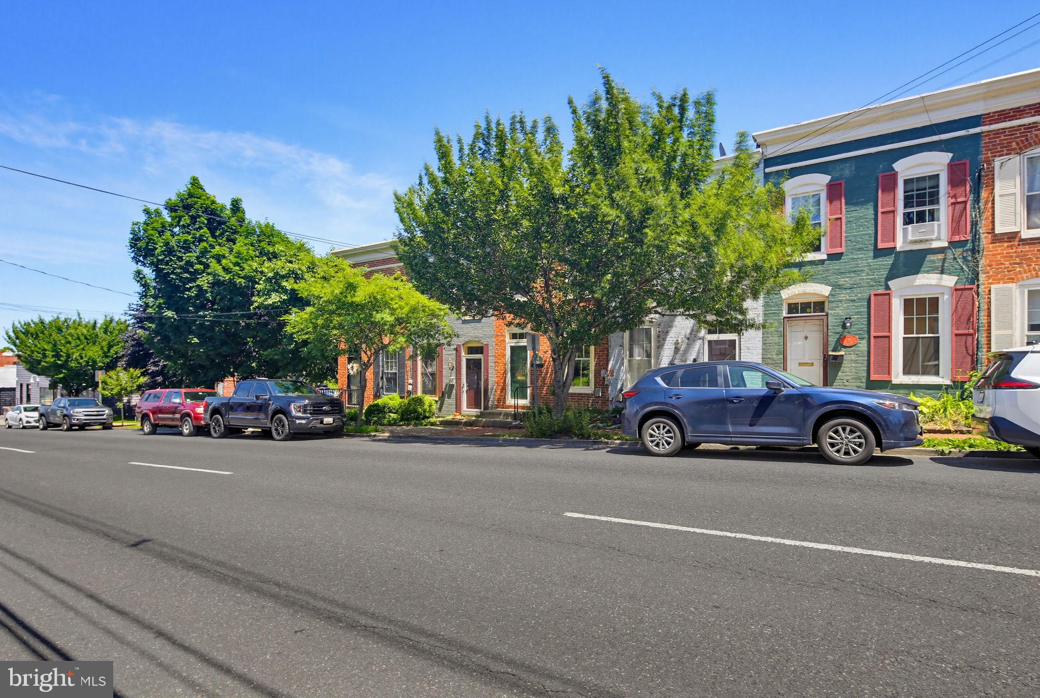 DOWNTOWN - Residential