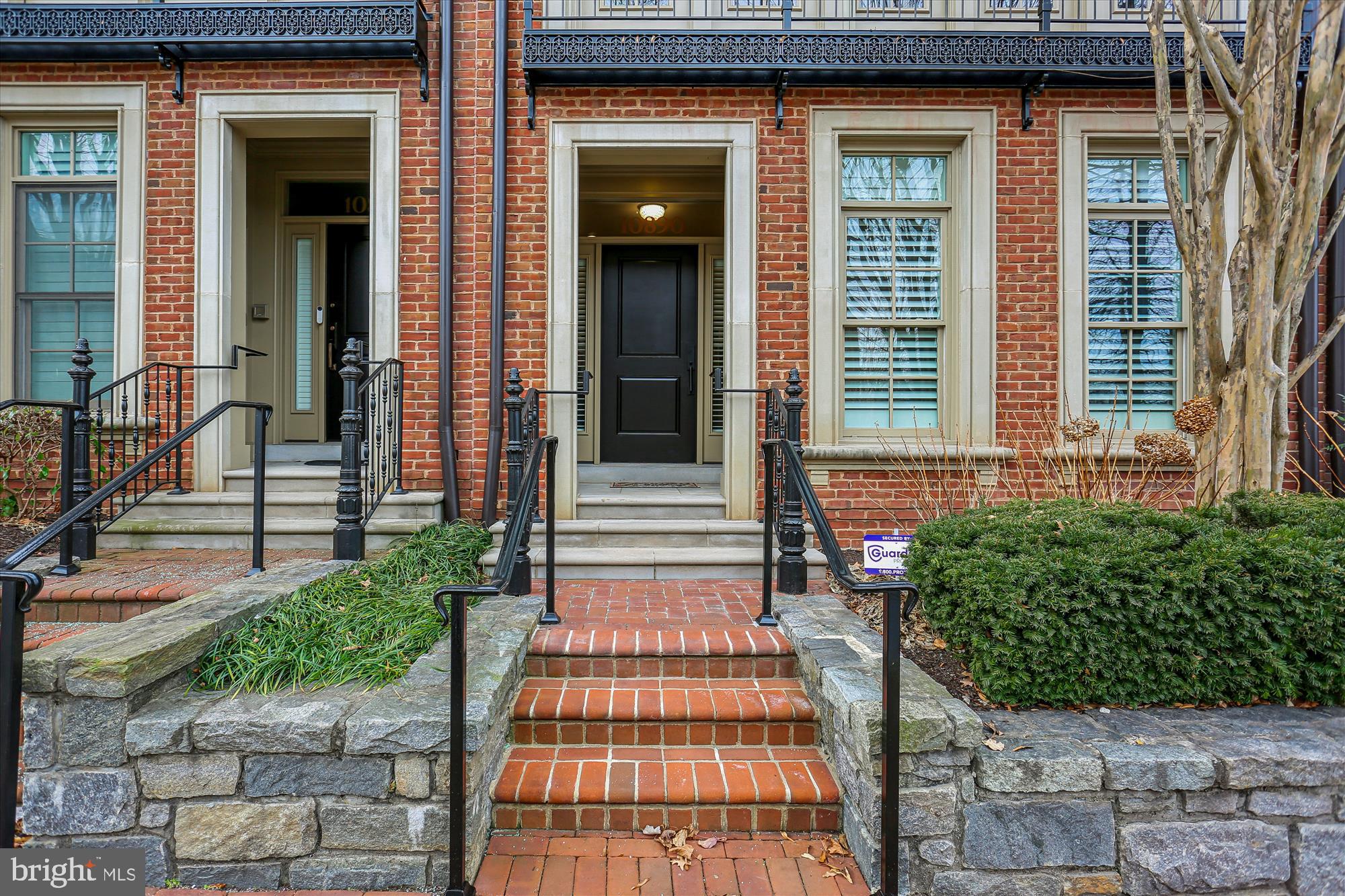 SYMPHONY PARK - Residential