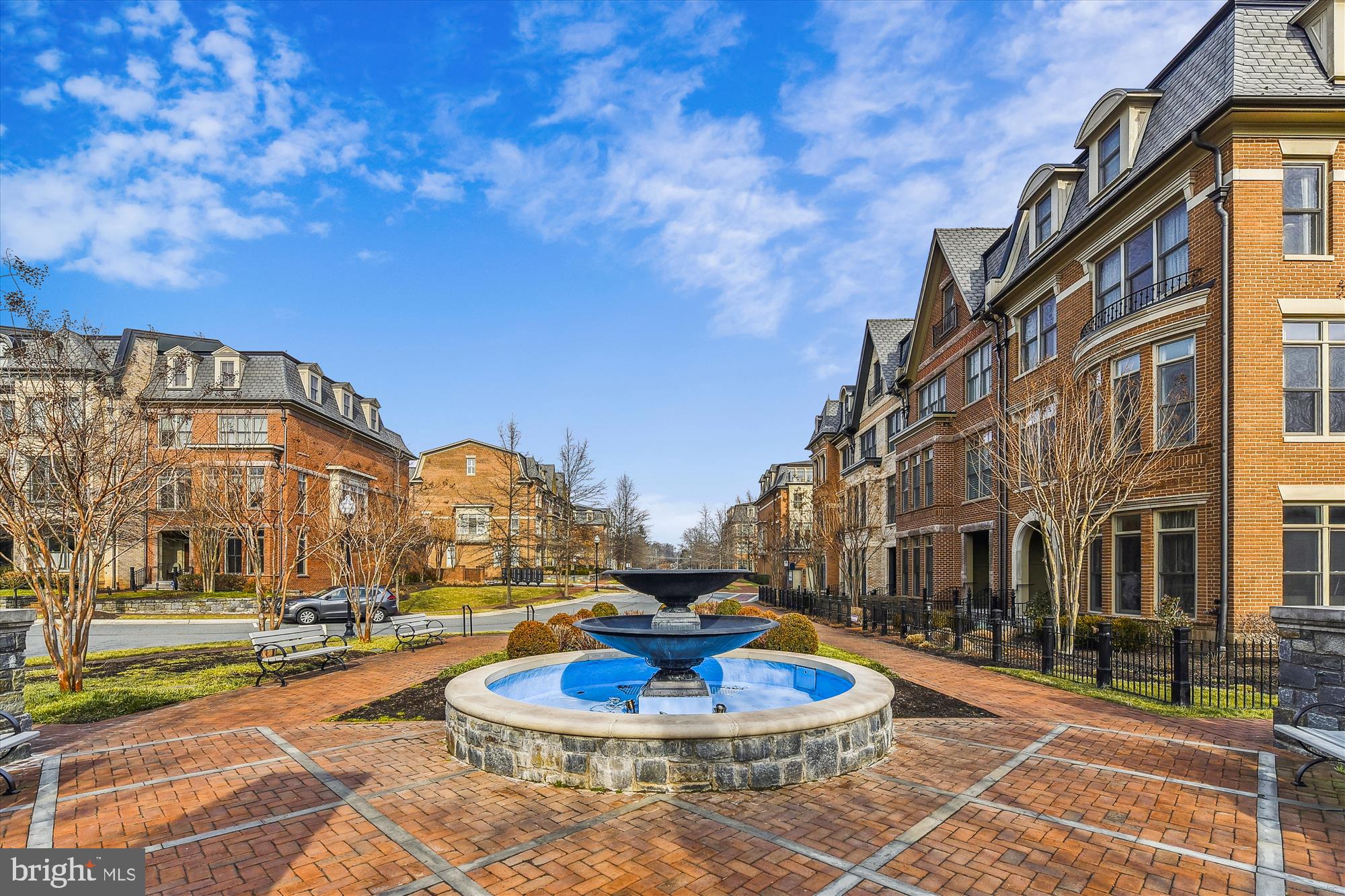 SYMPHONY PARK - Residential