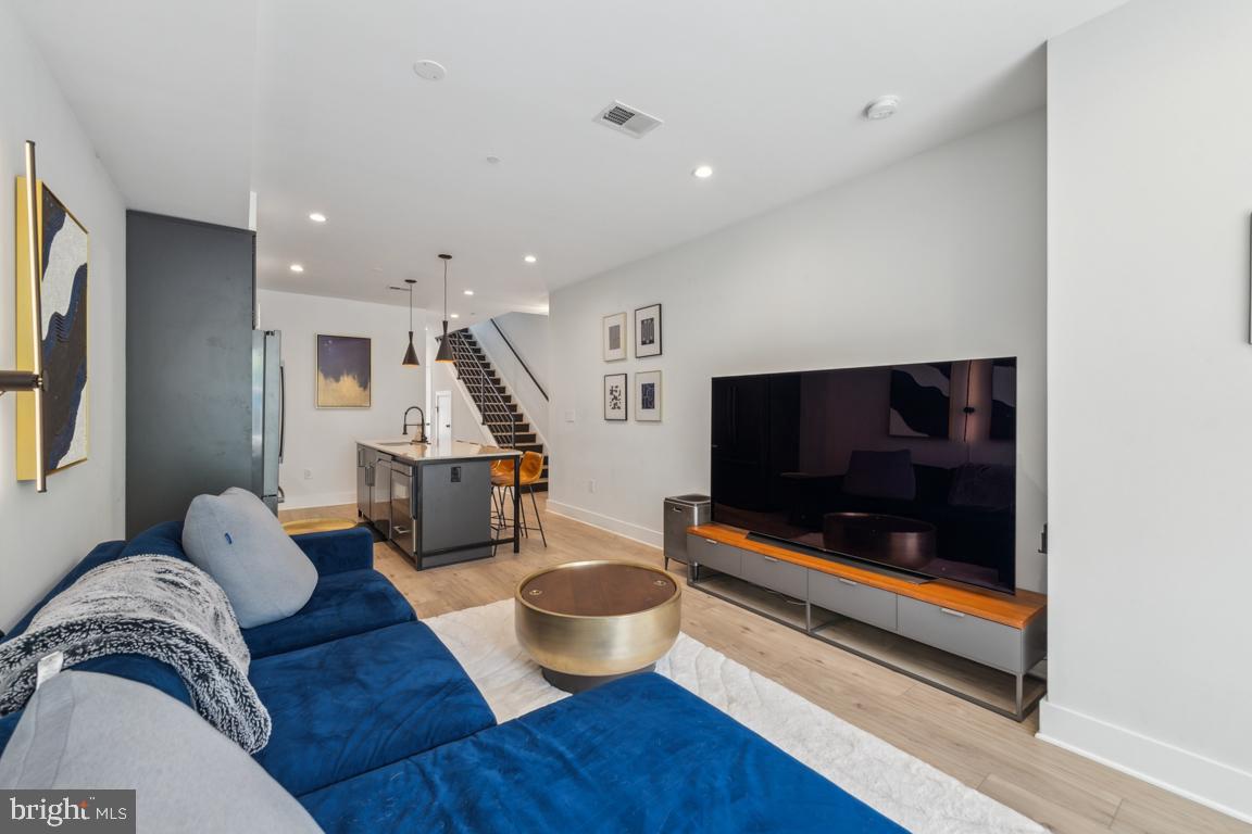 COLUMBIA HEIGHTS - Residential
