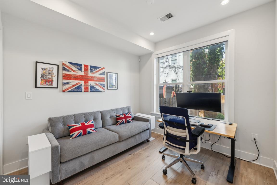 COLUMBIA HEIGHTS - Residential