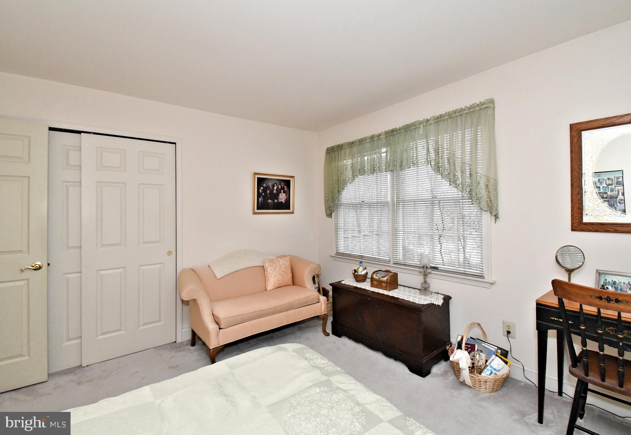 GWYNEDD KNOLL - Residential