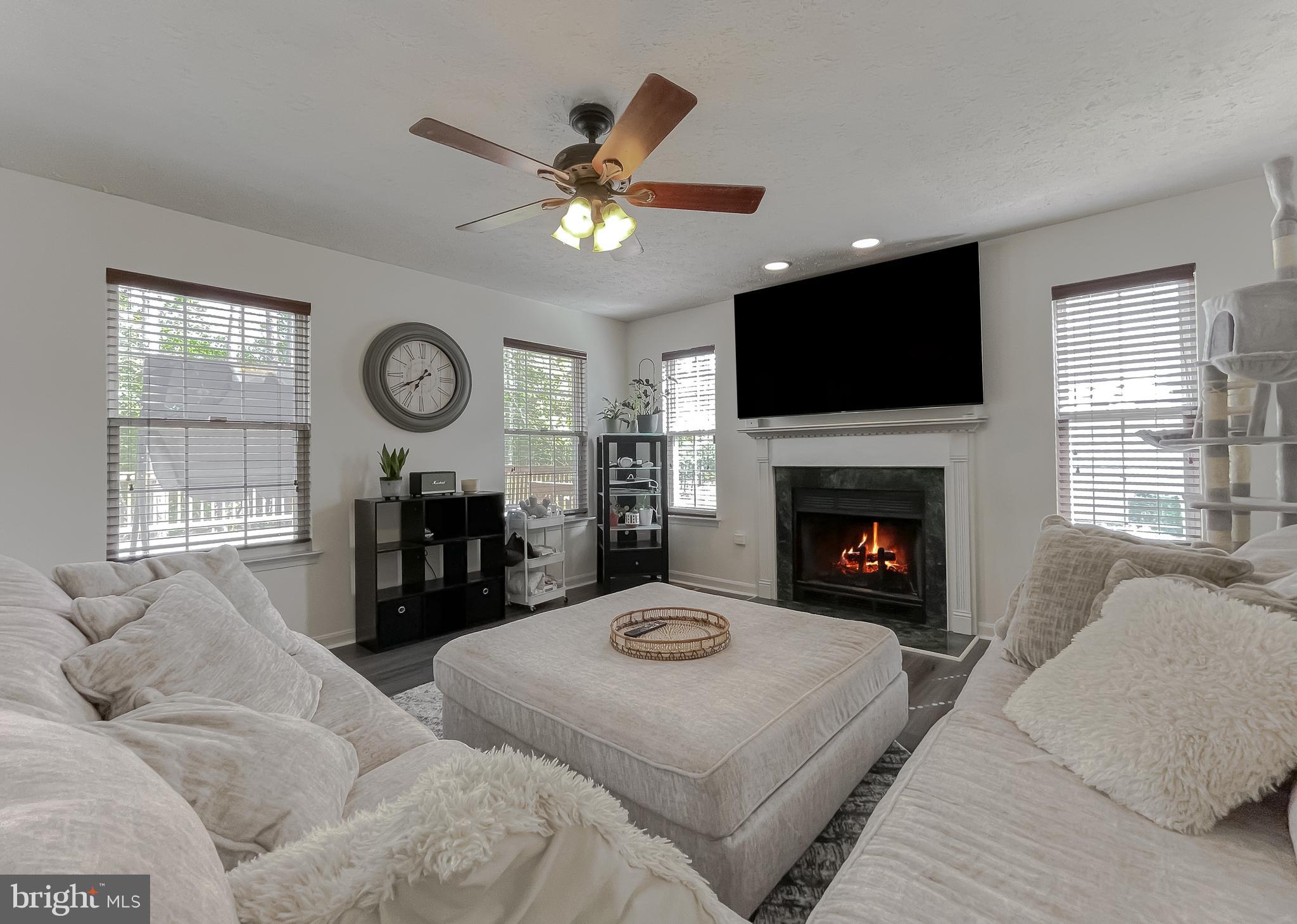 WILLOW WOODS - Residential