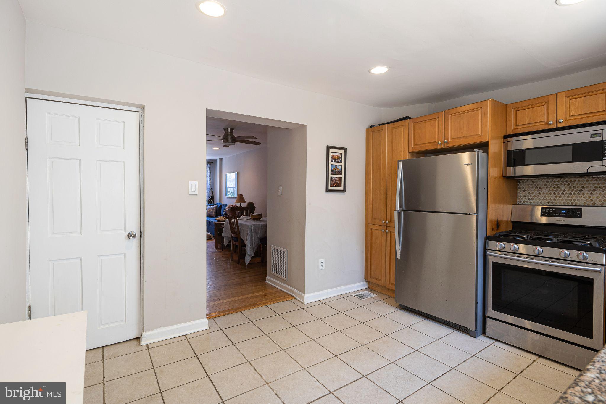 LOWER MOYAMENSING - Residential