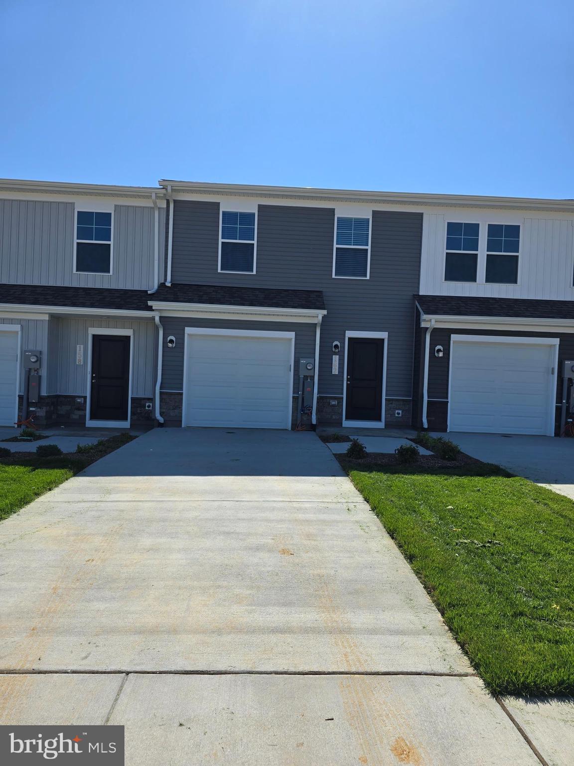 STONE SPRING - Residential Lease