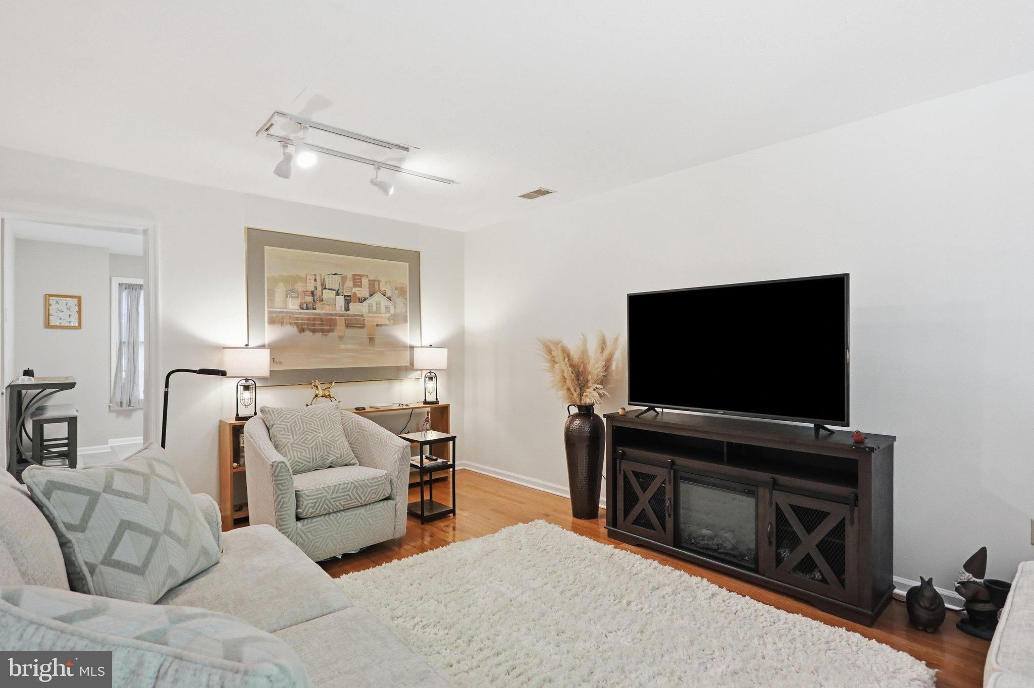 MADDEX FARM - Residential
