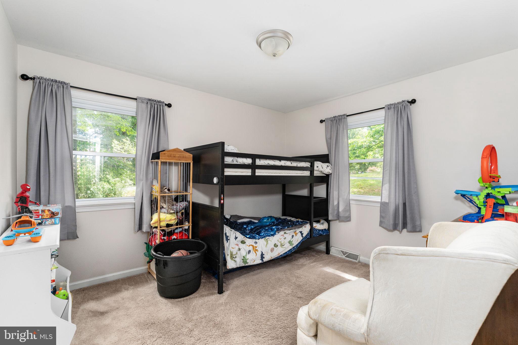 LAKE ARROWHEAD - Residential