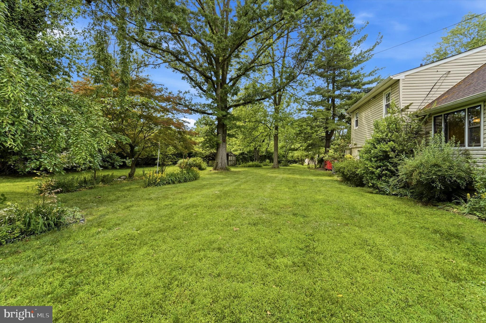 BUTTONWOOD GLEN - Residential