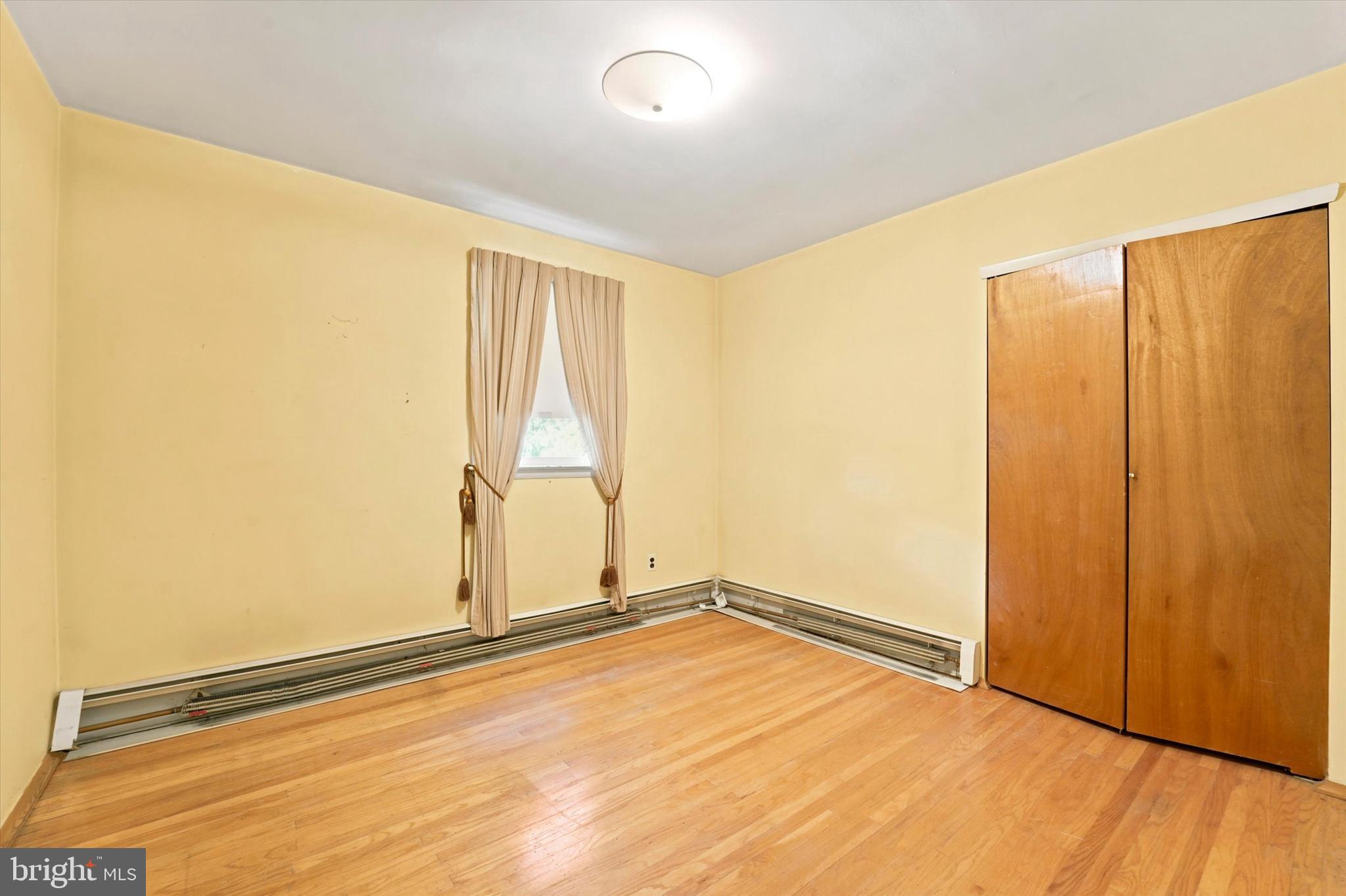 BUTTONWOOD GLEN - Residential