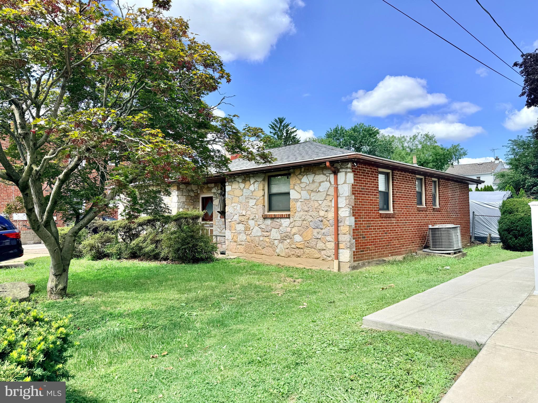 BUSTLETON - Residential