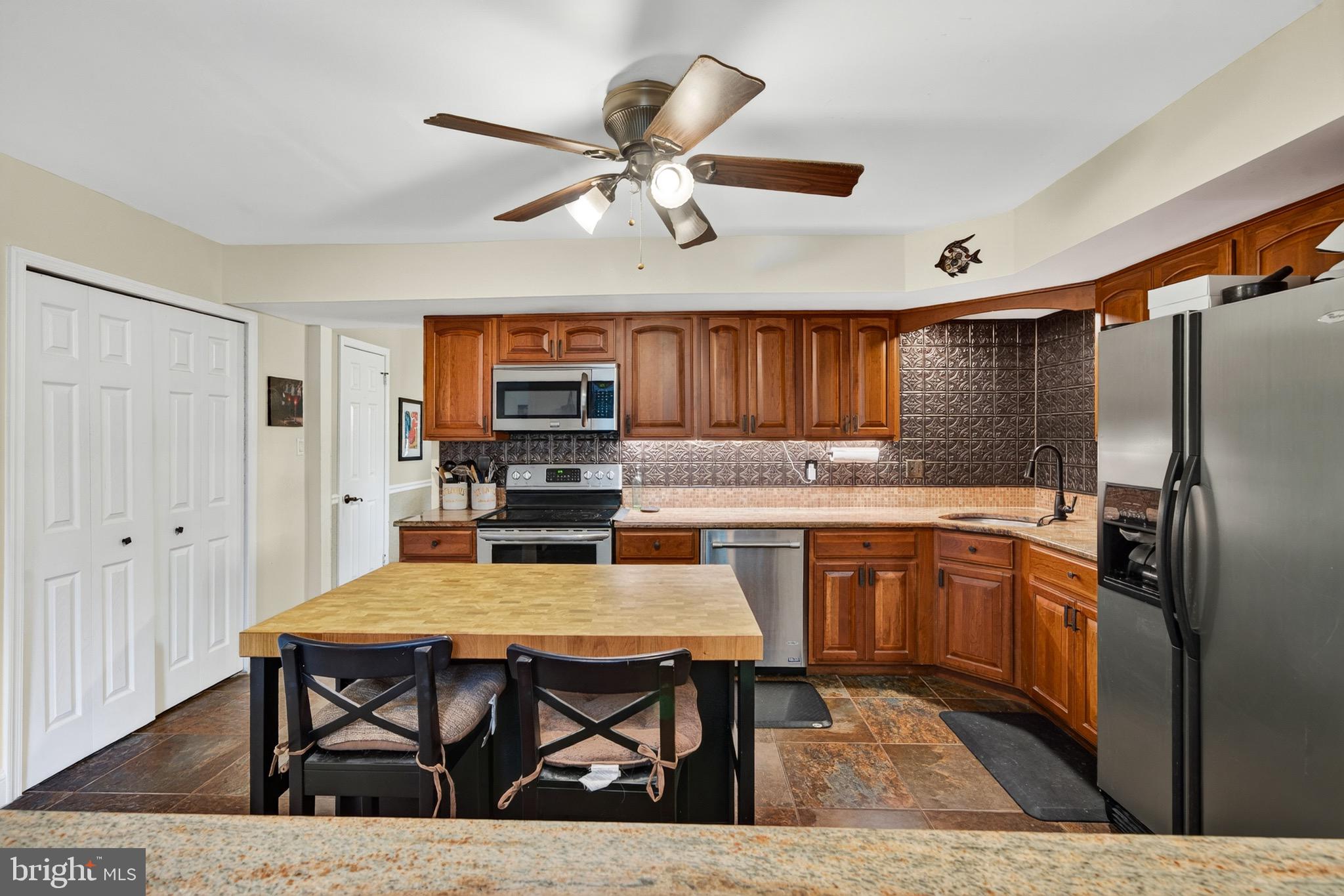 FAIR HILLS - Residential