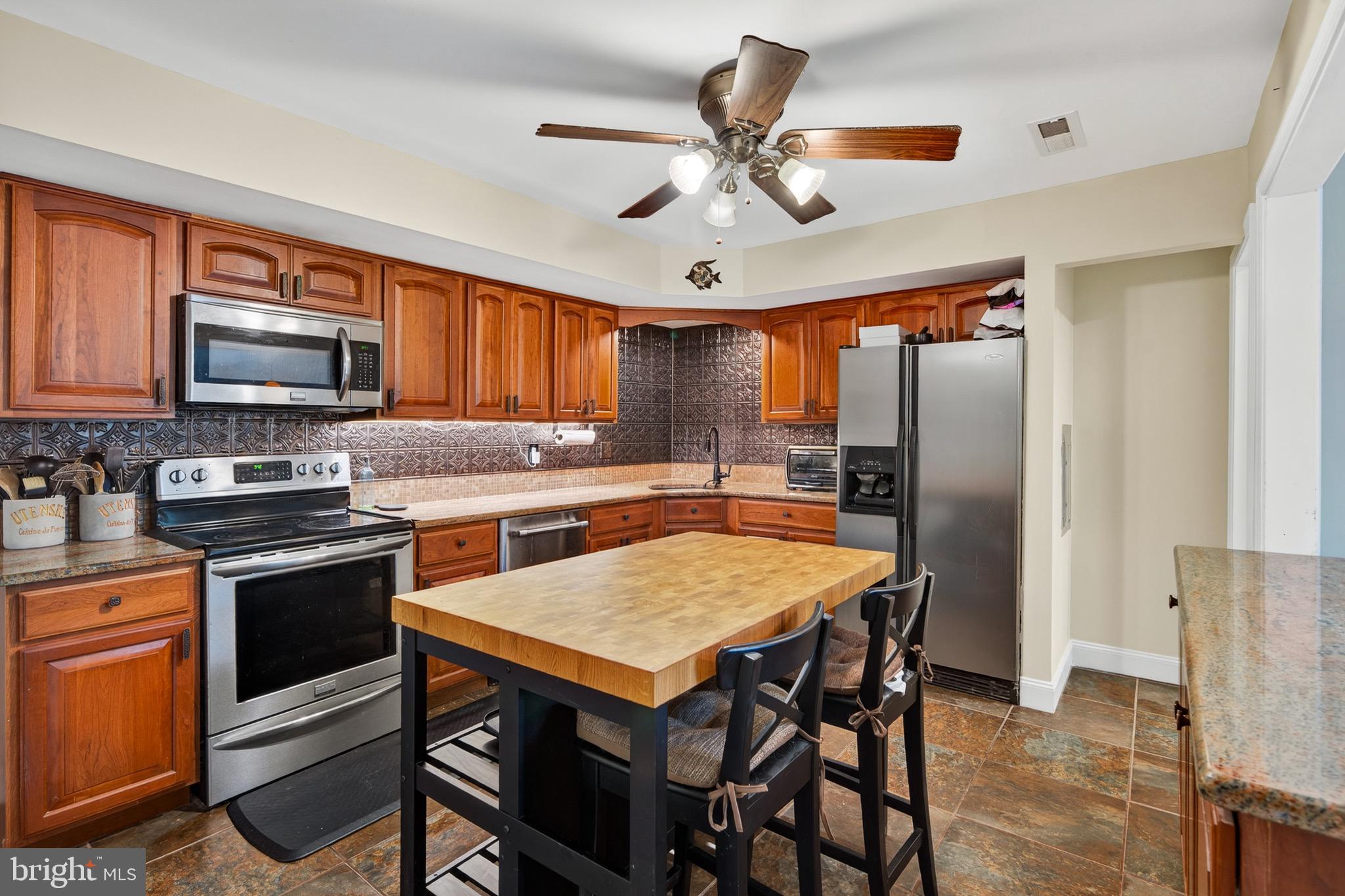 FAIR HILLS - Residential