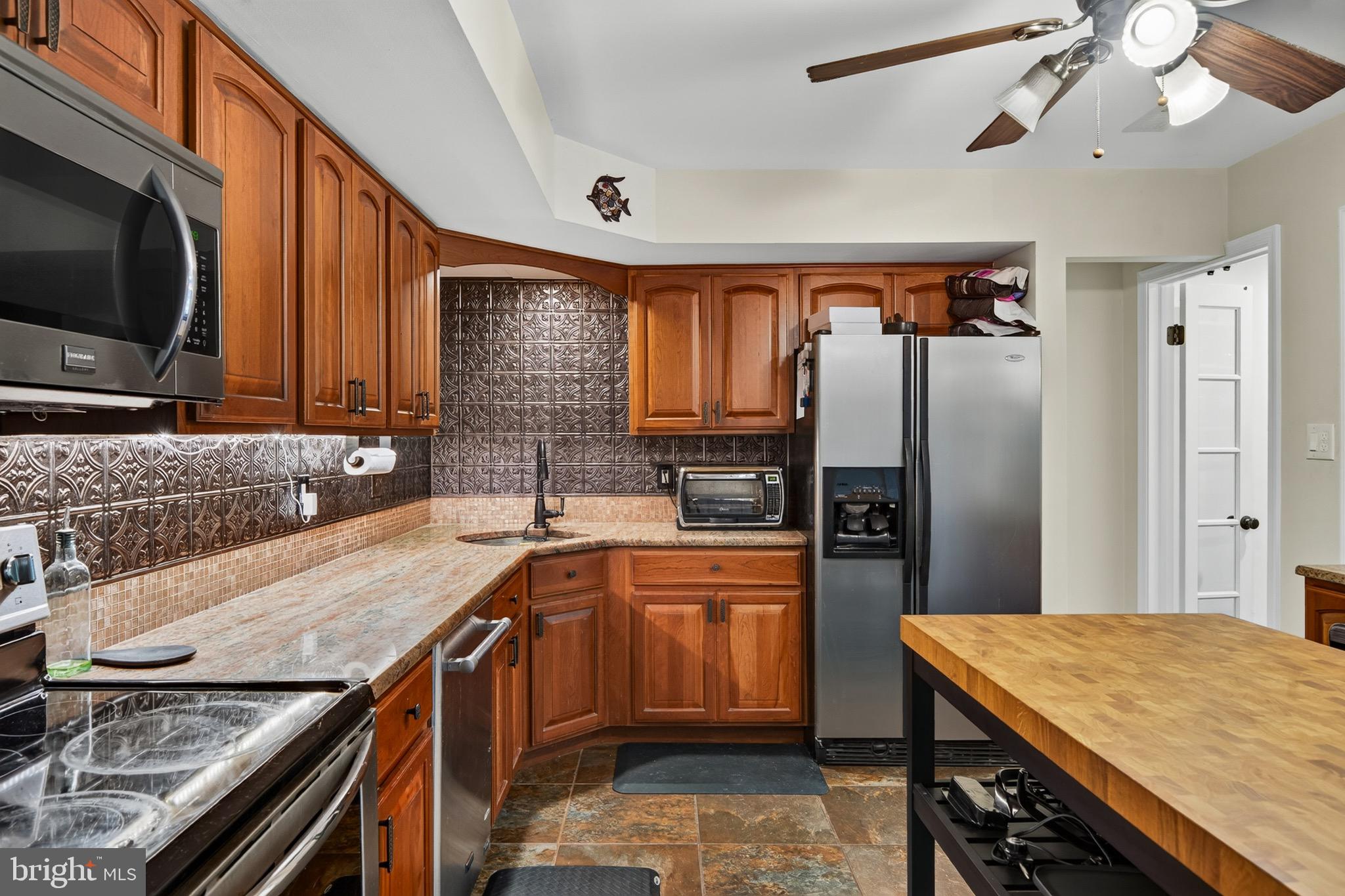 FAIR HILLS - Residential