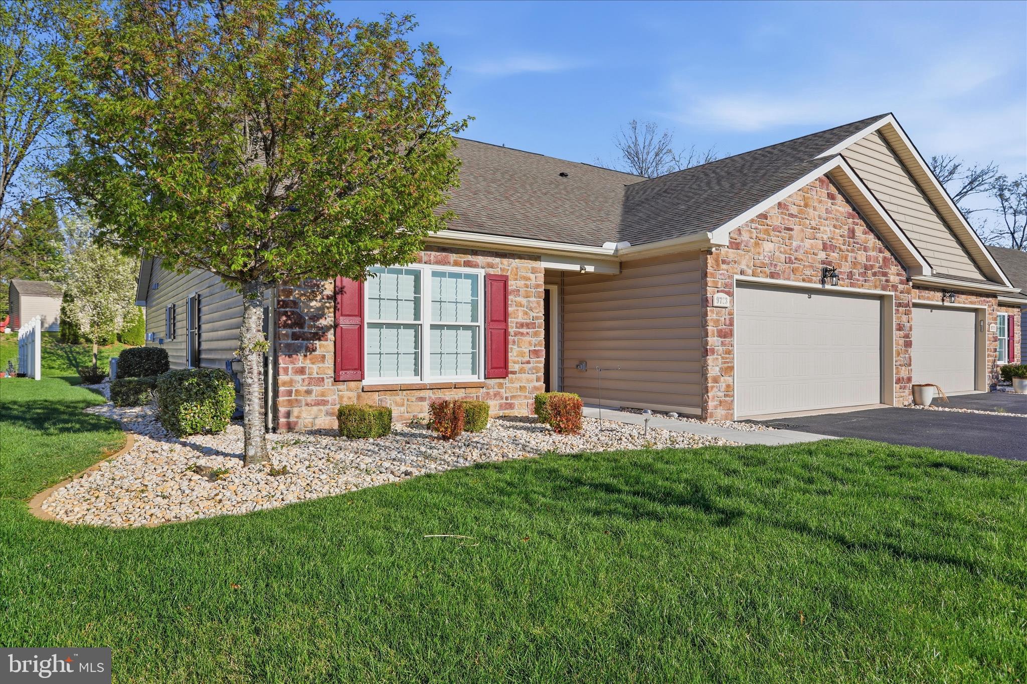 COBBLESTONE ESTATES - Residential