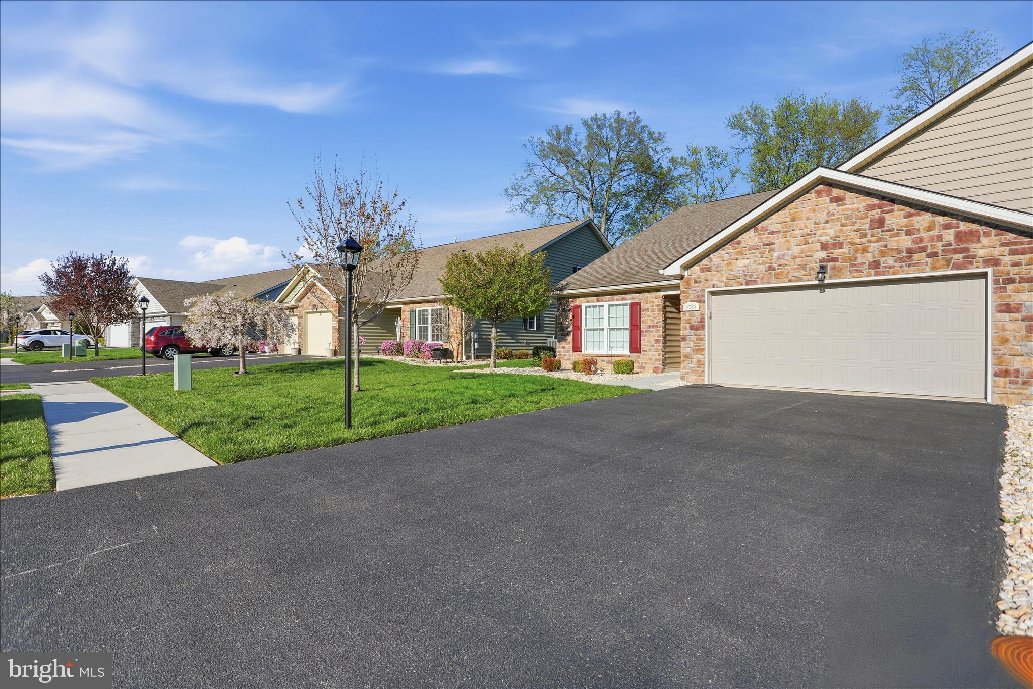 COBBLESTONE ESTATES - Residential