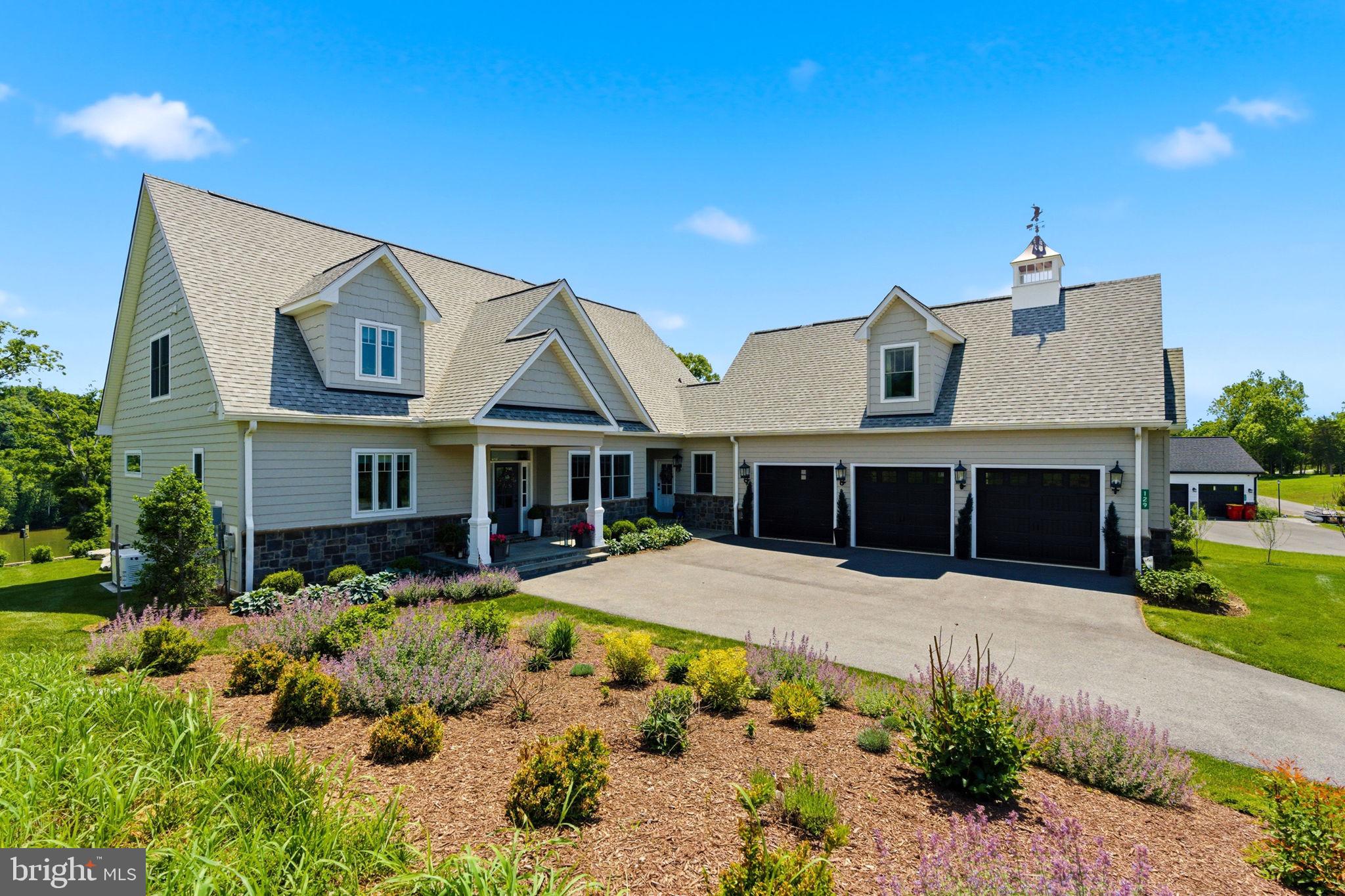 POTOMAC OVERLOOK ESTATES - Residential
