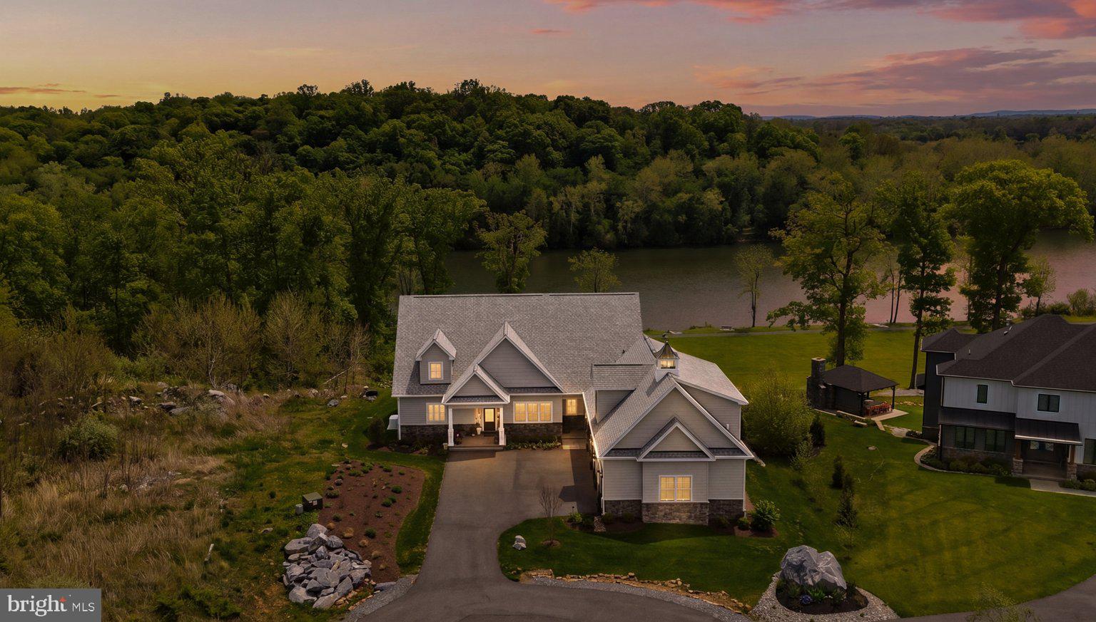 POTOMAC OVERLOOK ESTATES - Residential