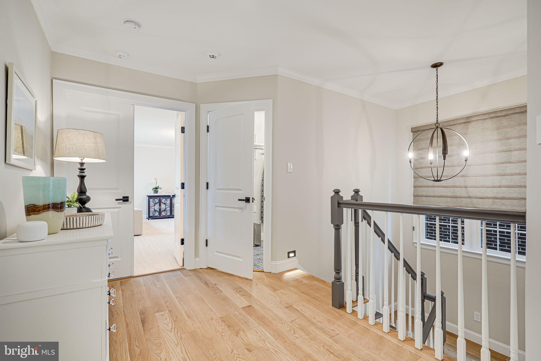 MCLEAN VILLAGE - Residential