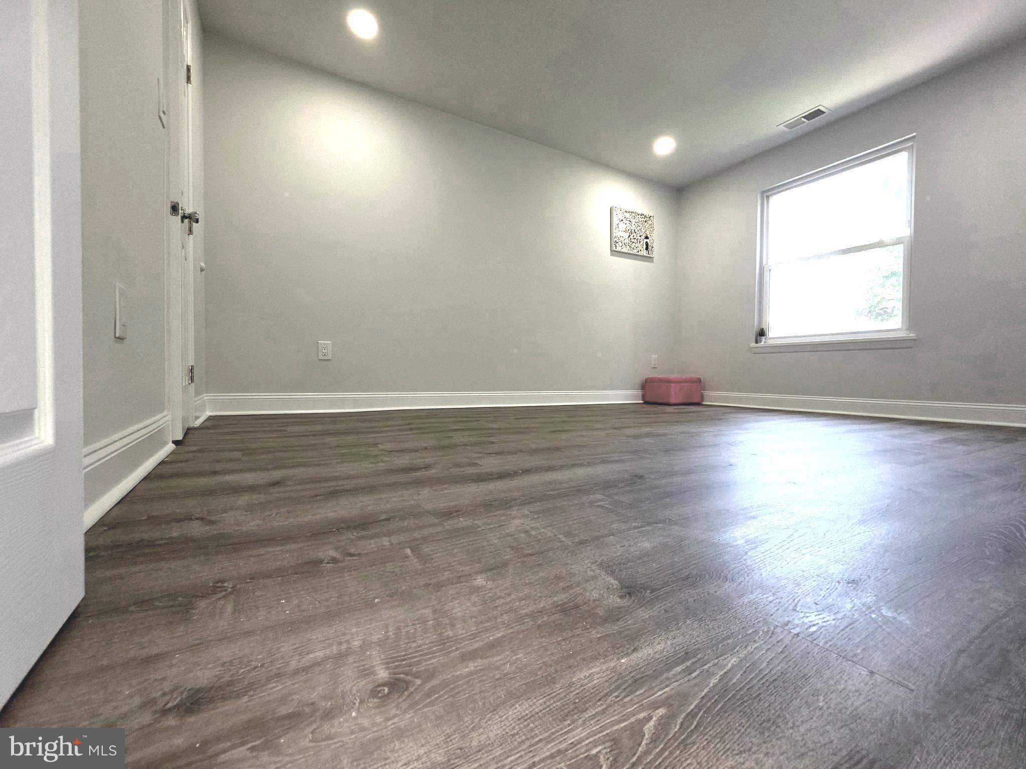 SUITLAND - Residential
