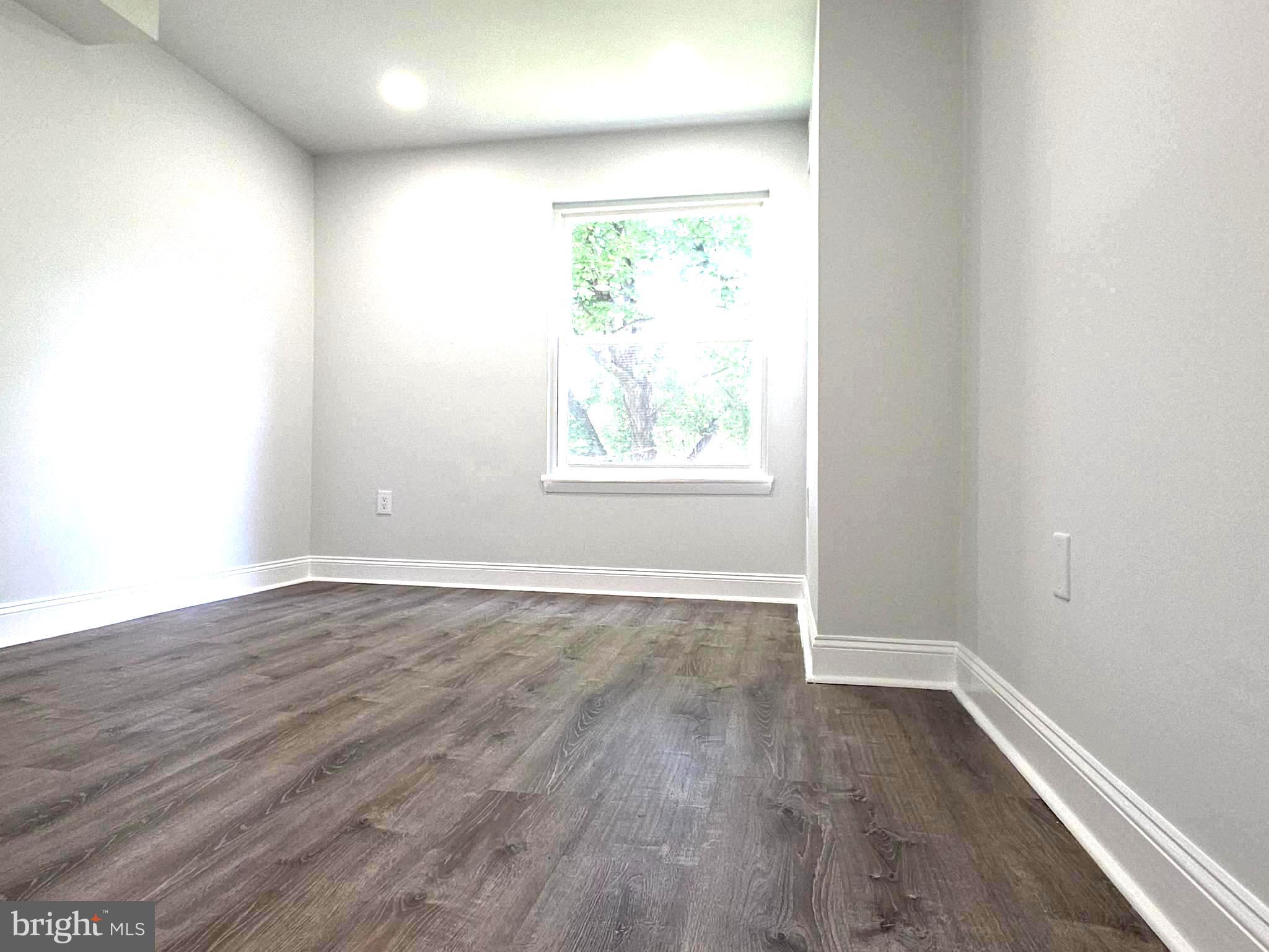SUITLAND - Residential