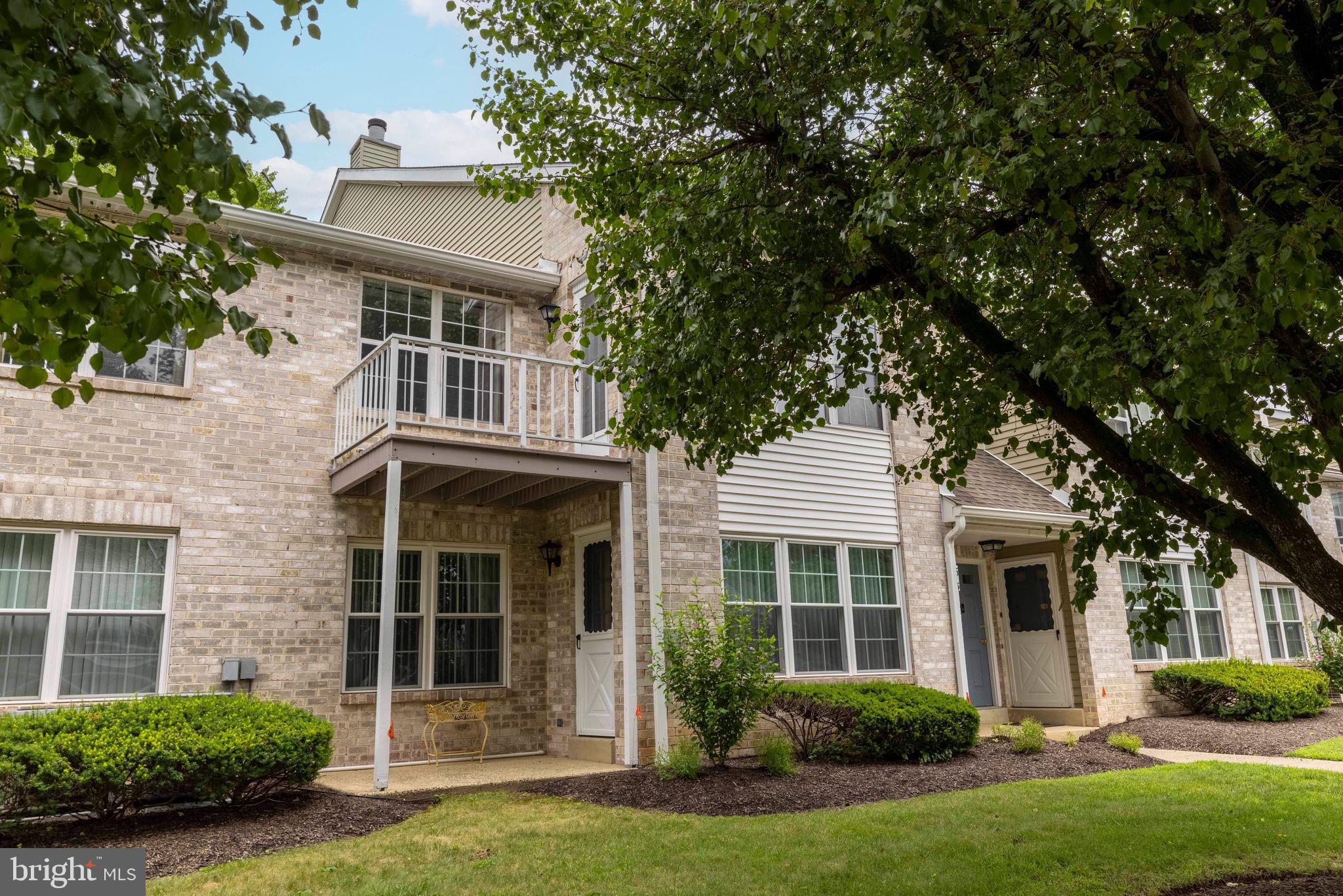 VALLEY GLEN - Residential