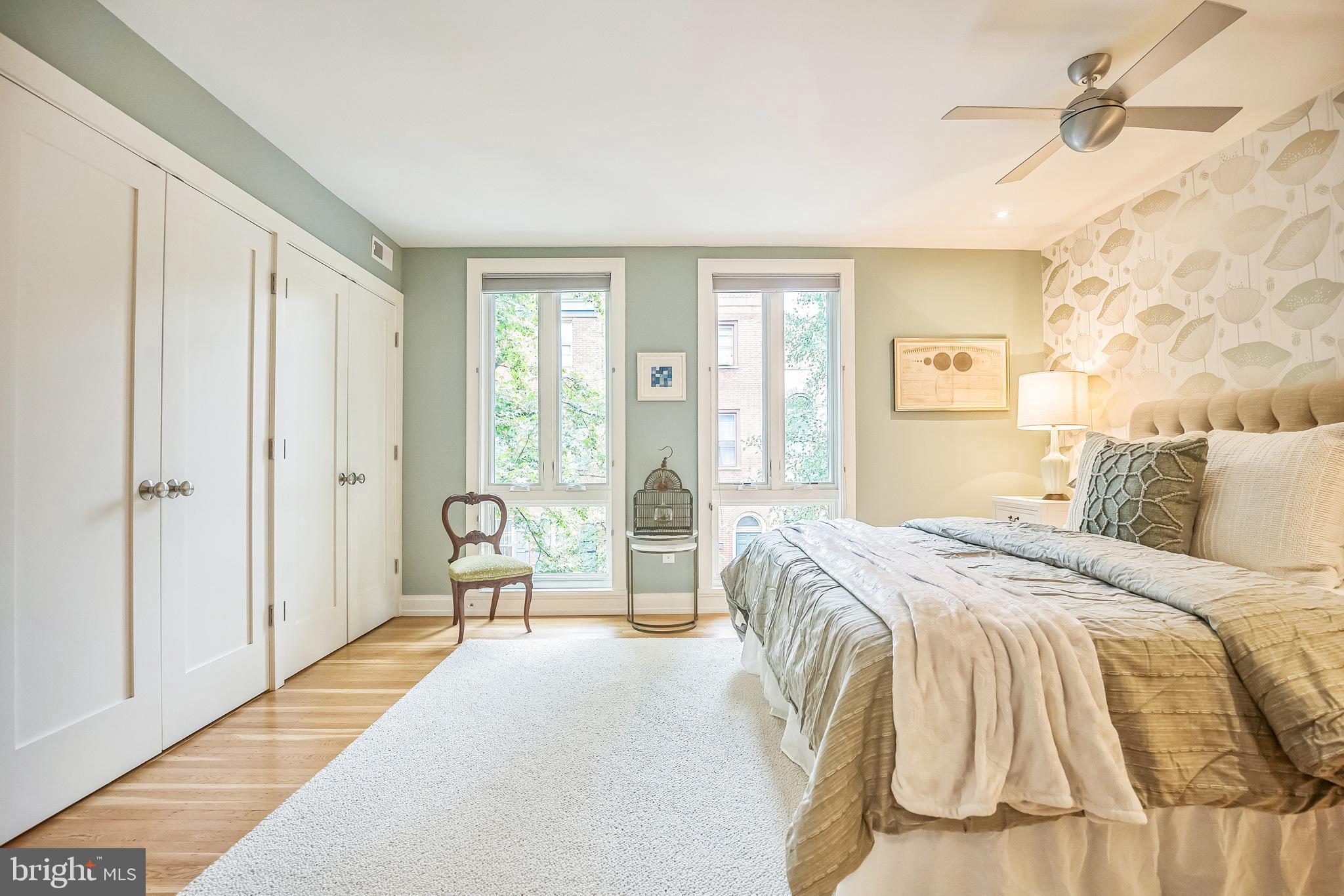 SOCIETY HILL - Residential