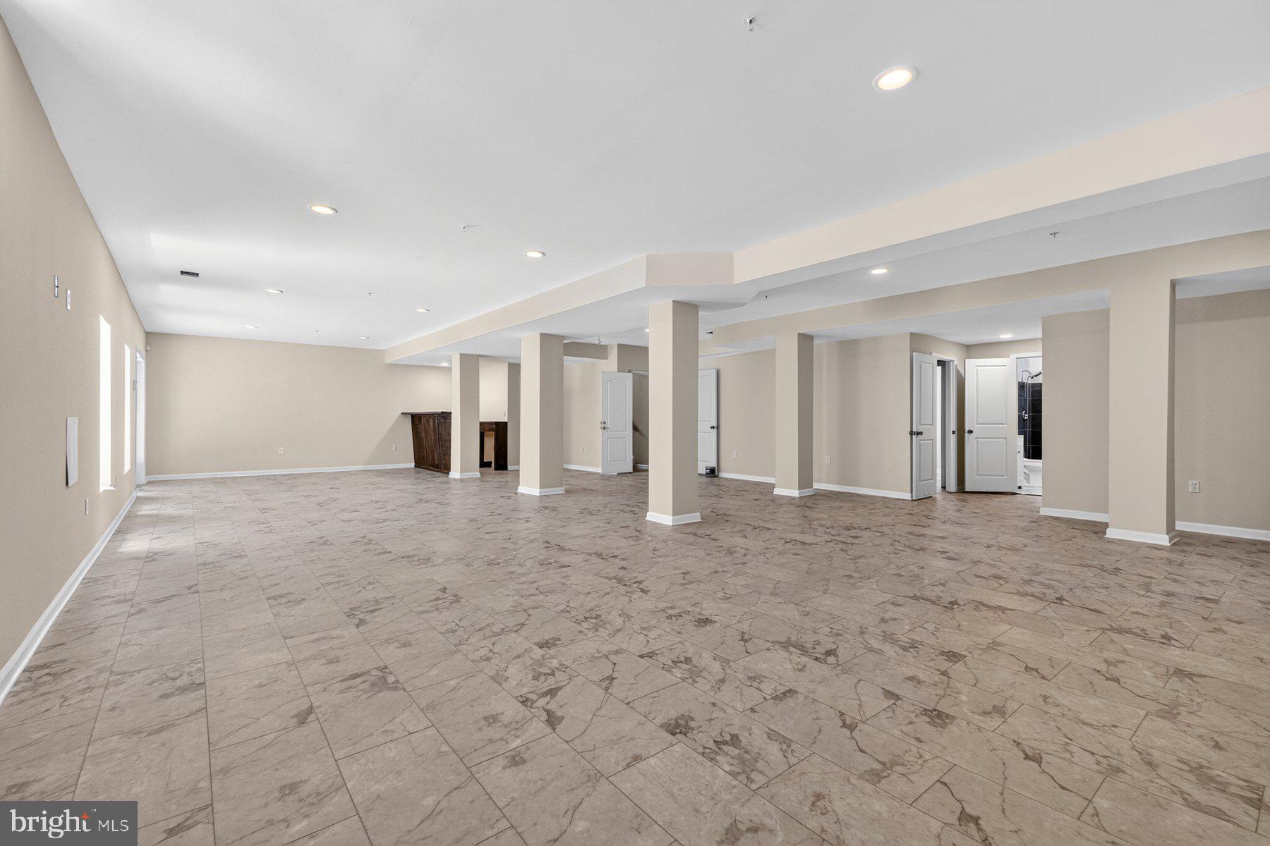 MANOKEEK-PLAT EIGHT> - Residential
