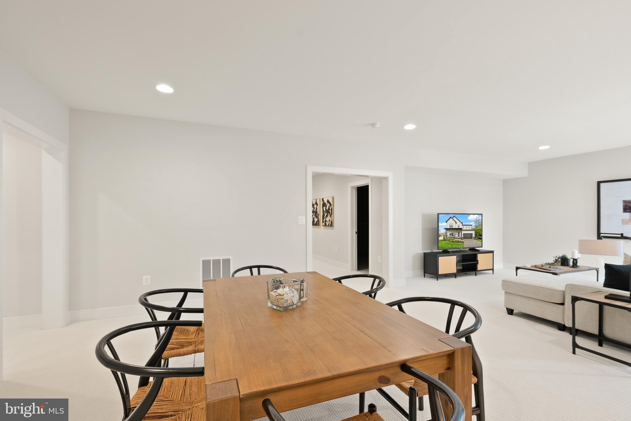 DUNN LORING - Residential