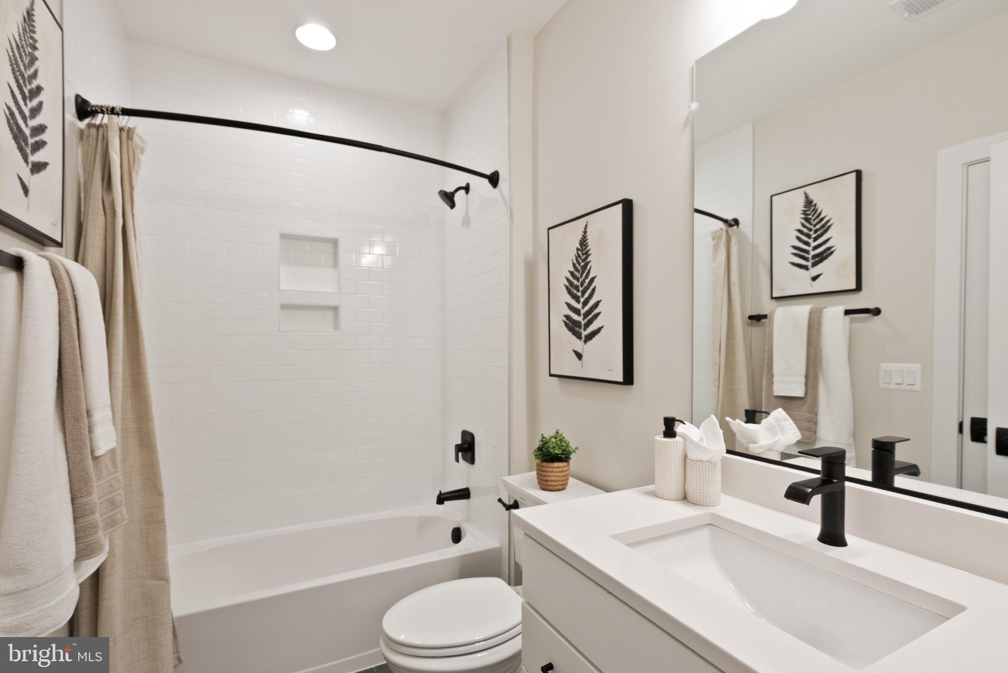DUNN LORING - Residential