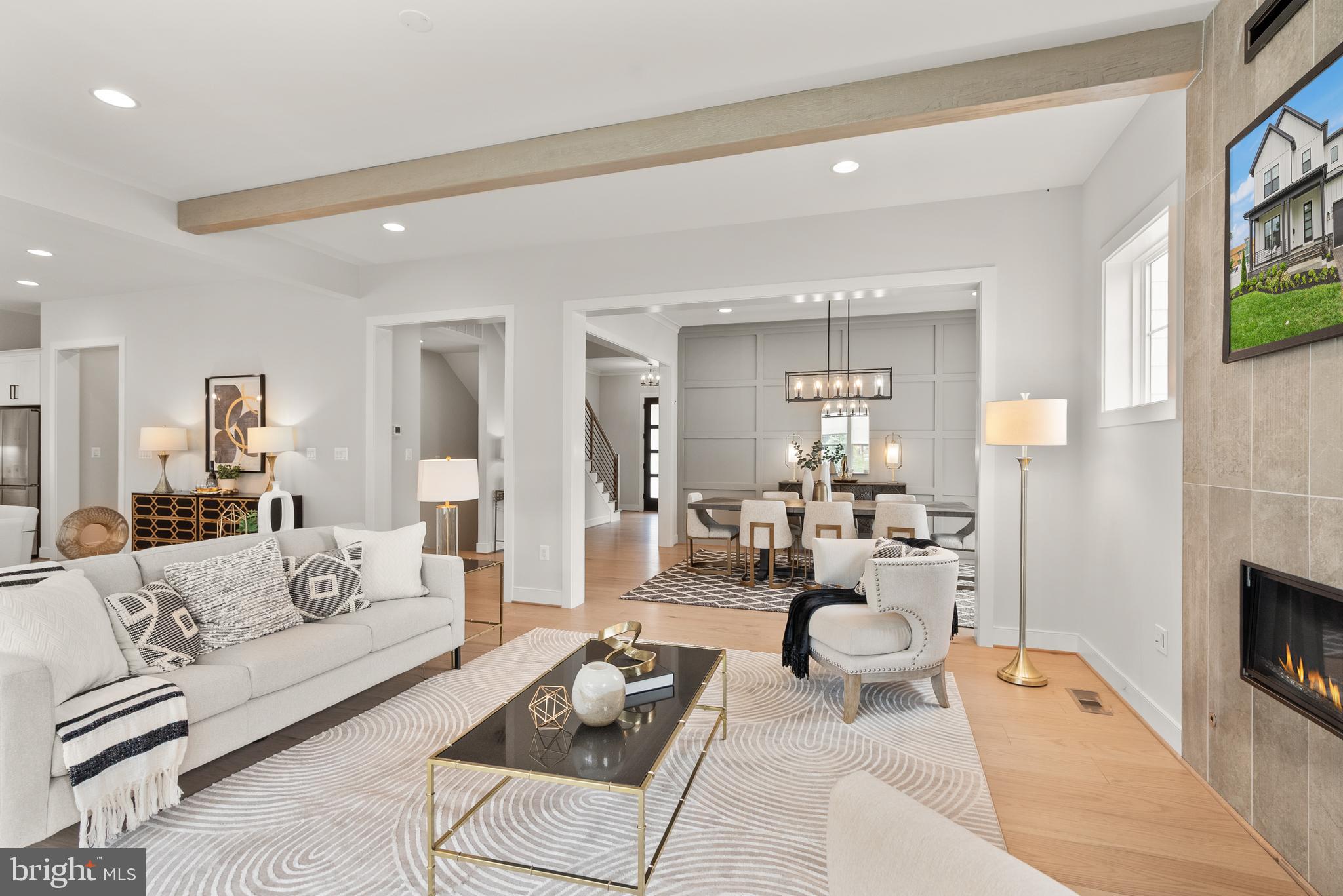 DUNN LORING - Residential
