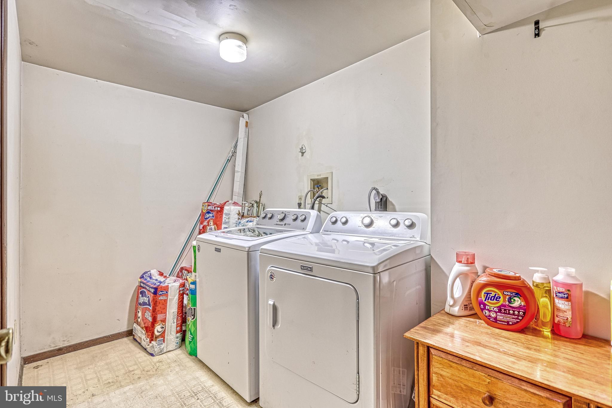 EAST PENNSBORO - Residential