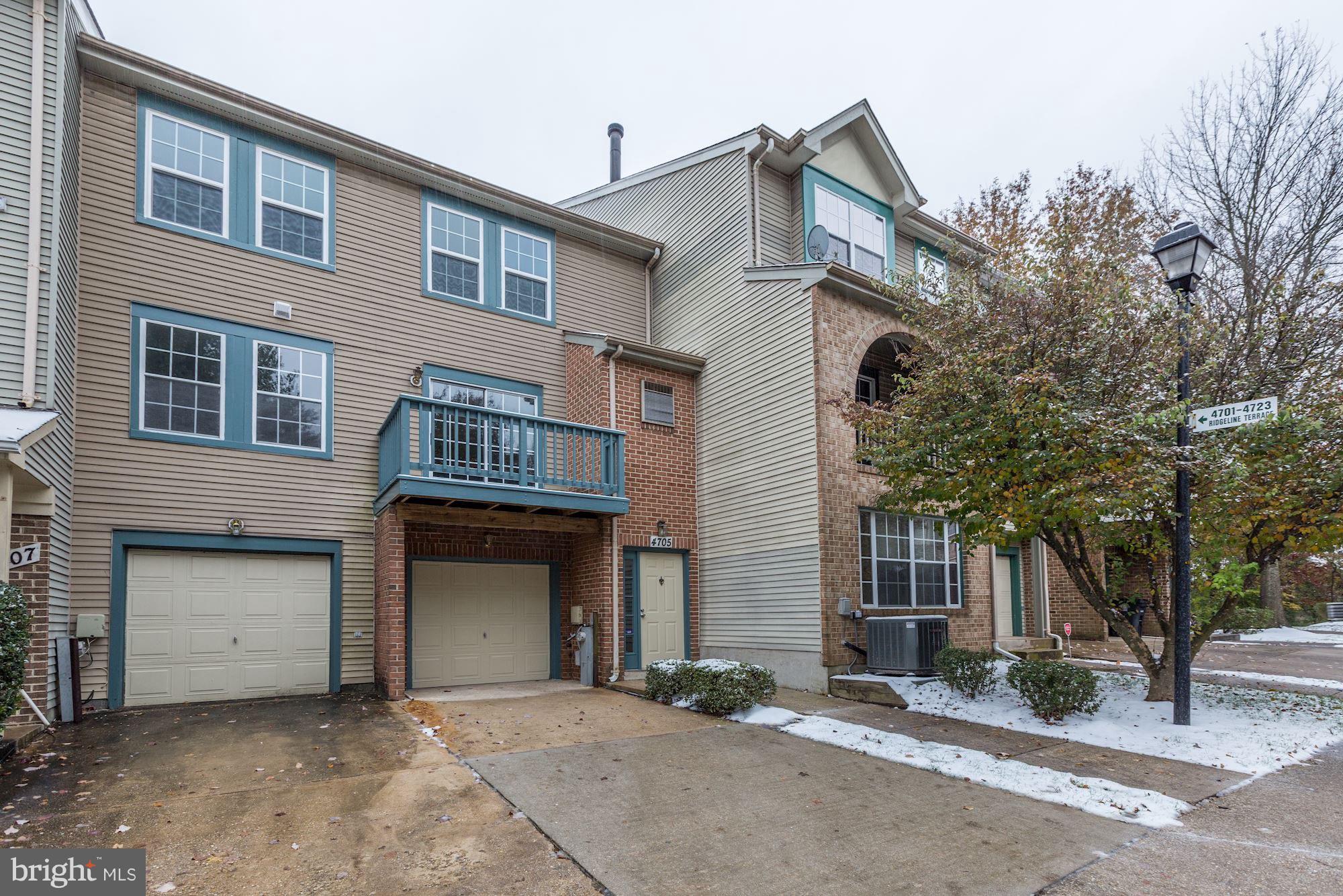 Sharp Open-Concept home reflects pride in ownership throughout: 2 master suites, new appliances, 1- car garage, formal DR, FP, vaulted ceilings, freshly painted inside & out. 1-year HMS Warranty for peace of mind. Conventional financing only.