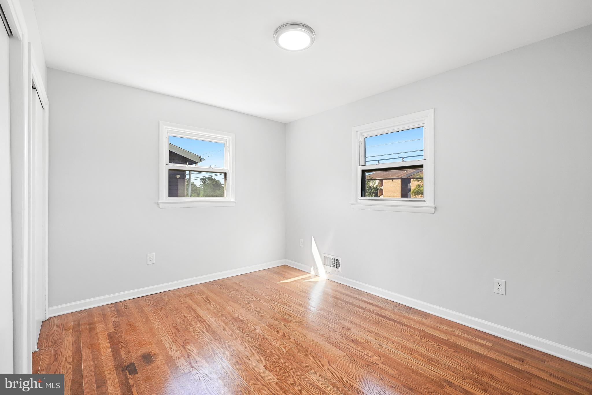 CHERRY HILL ESTA - Residential