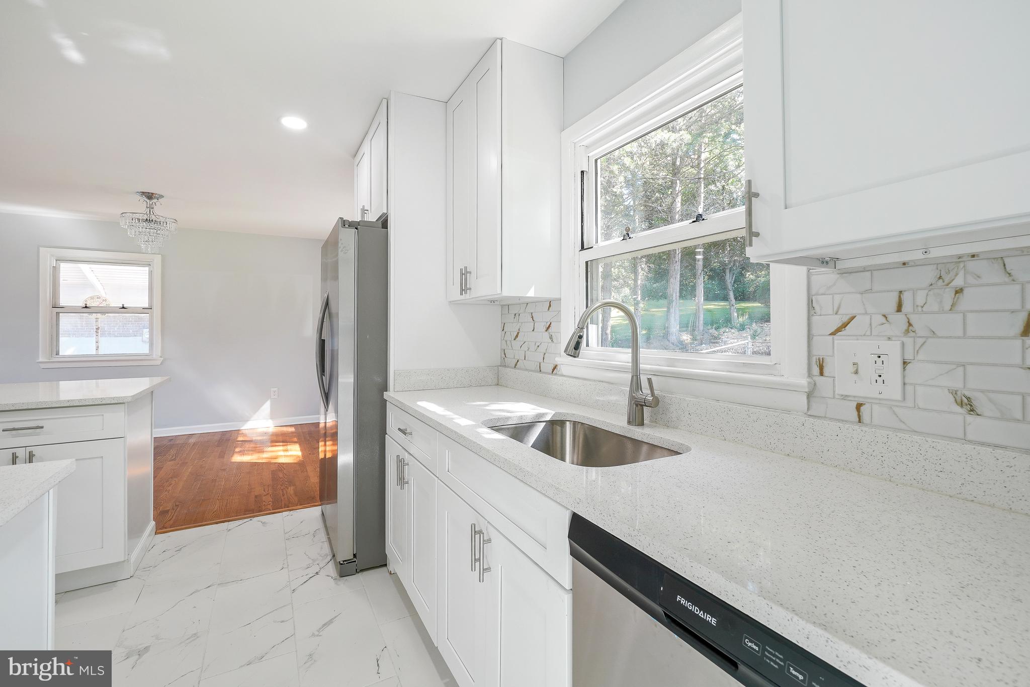 CHERRY HILL ESTA - Residential