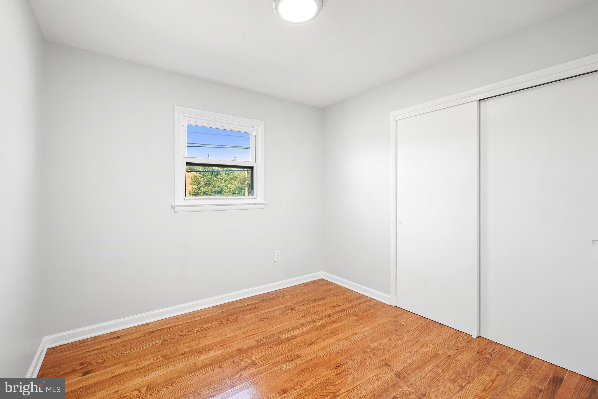 CHERRY HILL ESTA - Residential