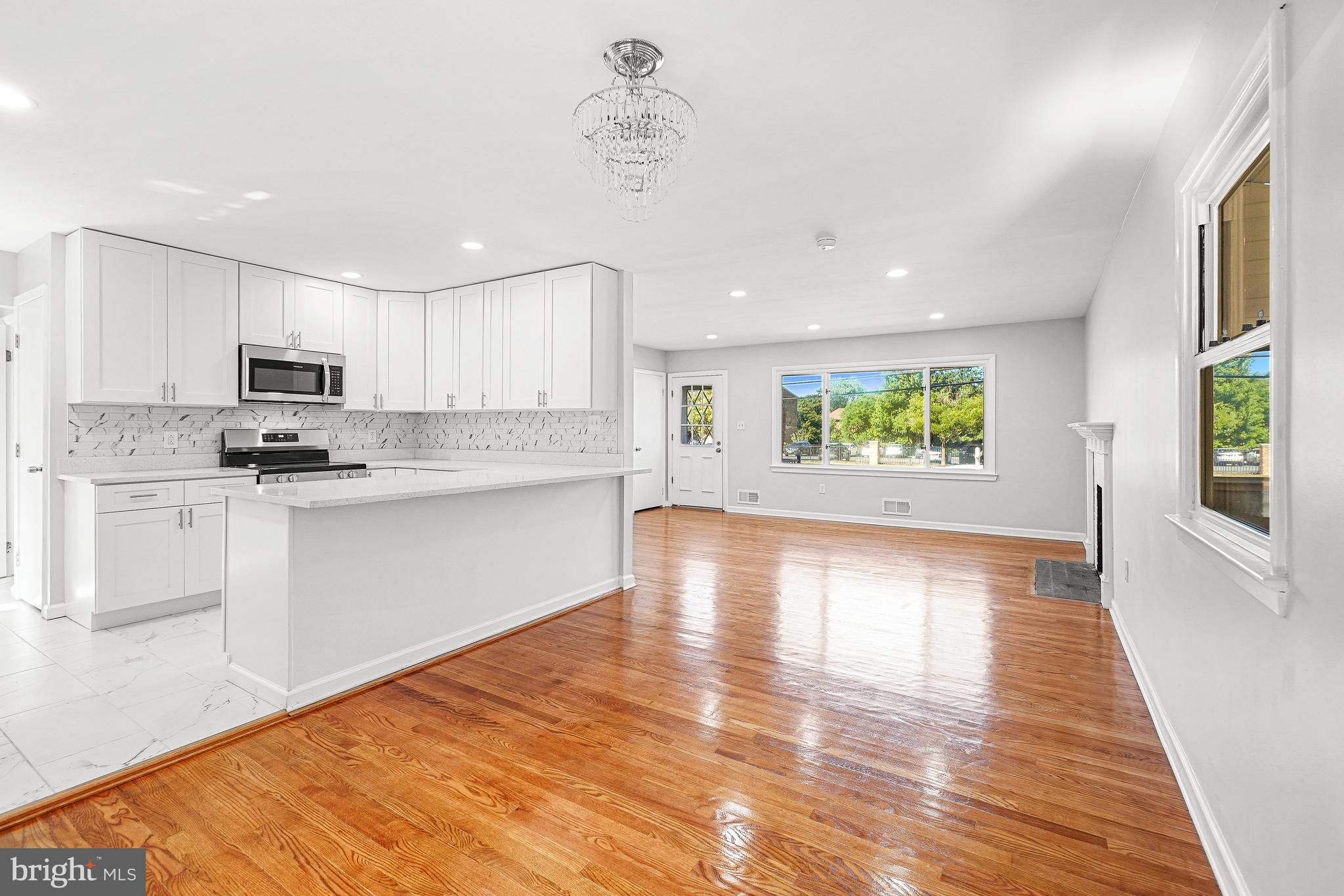 CHERRY HILL ESTA - Residential