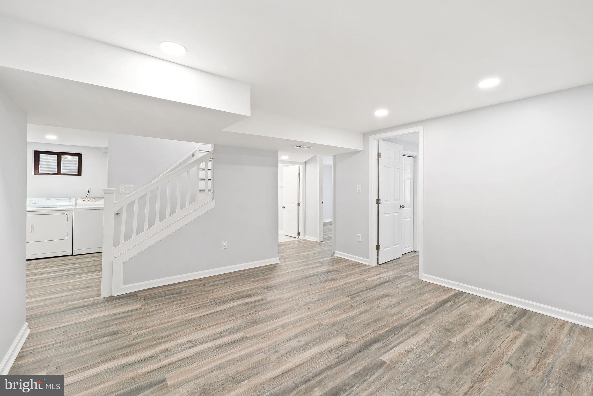 CHERRY HILL ESTA - Residential
